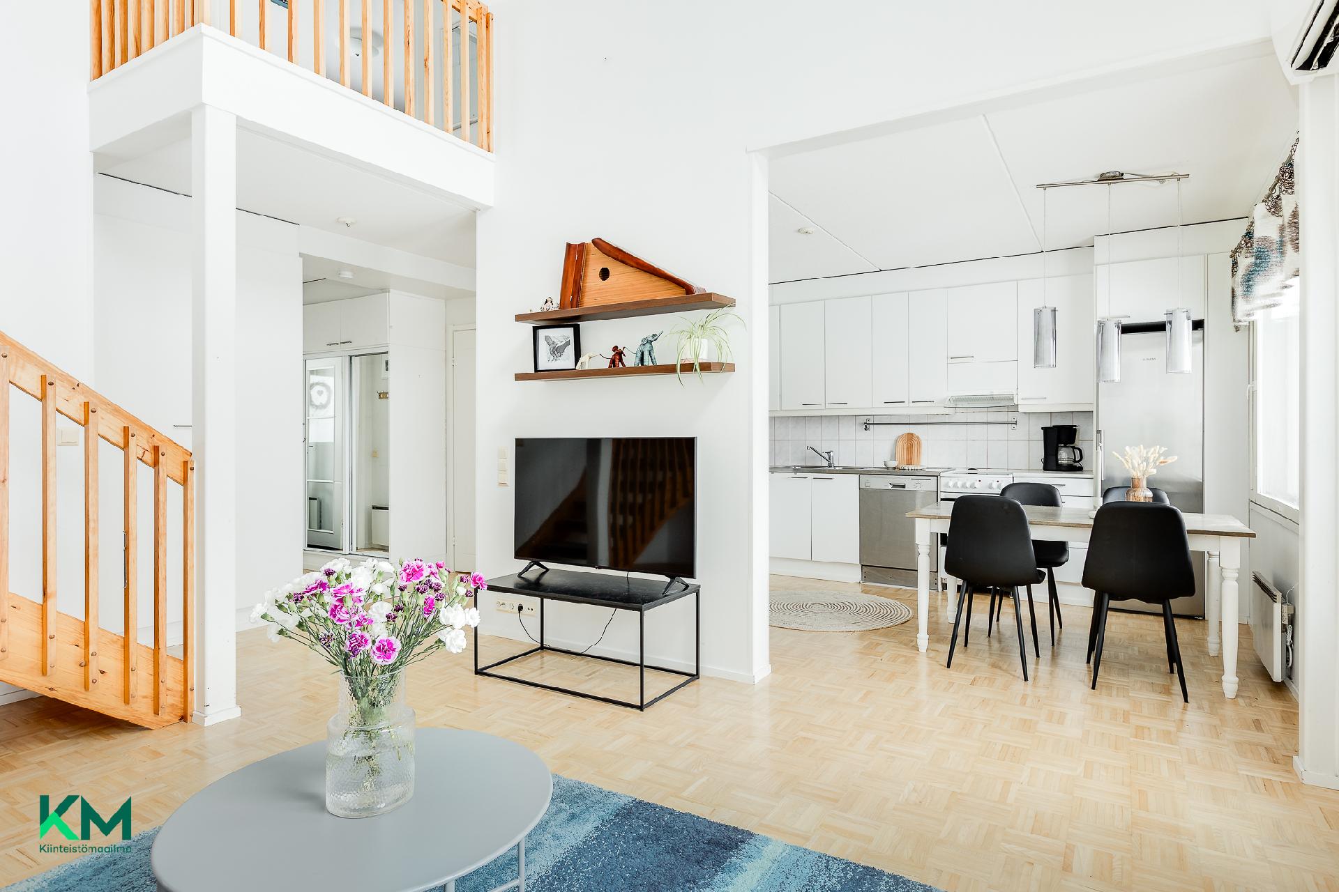 Pyrästie 2, Saarela, Oulu