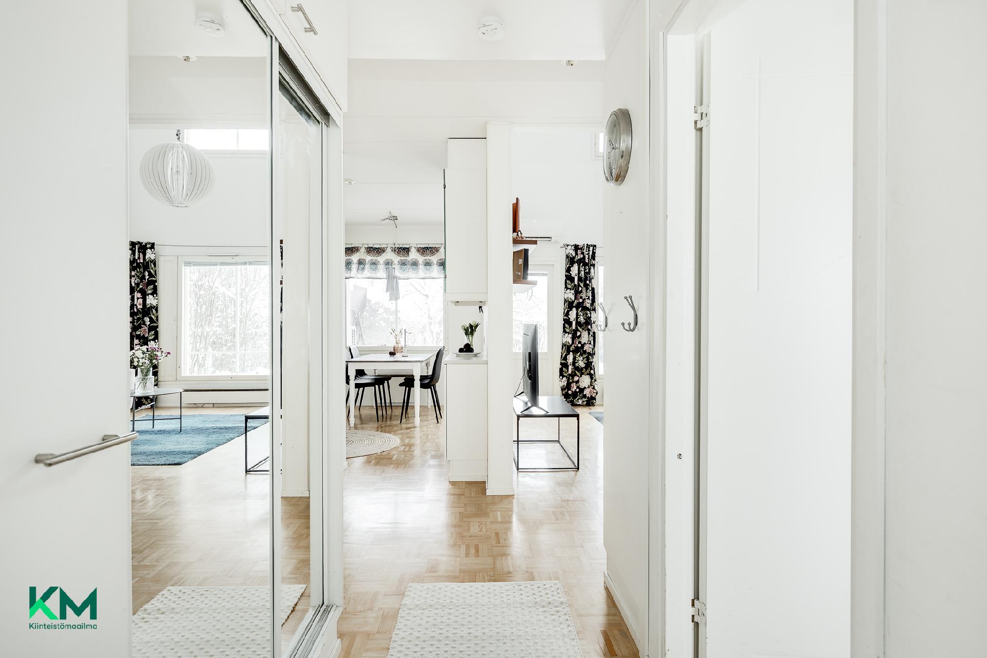 Pyrästie 2, Saarela, Oulu