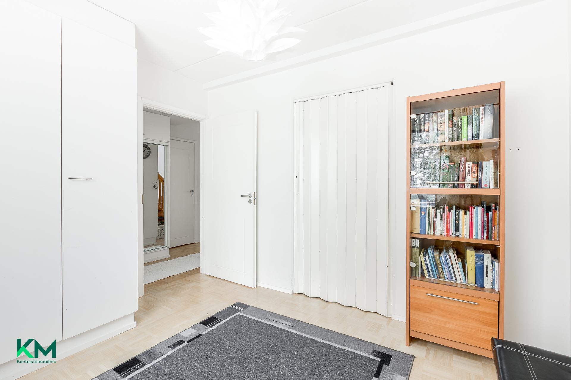 Pyrästie 2, Saarela, Oulu