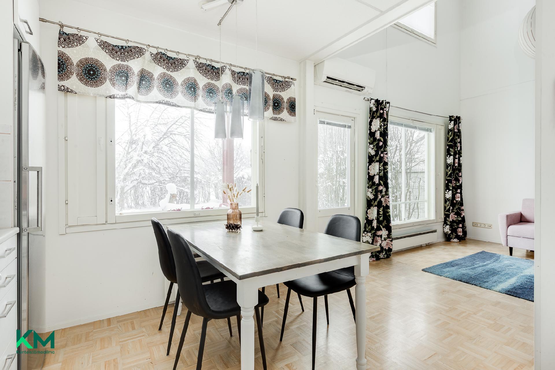 Pyrästie 2, Saarela, Oulu