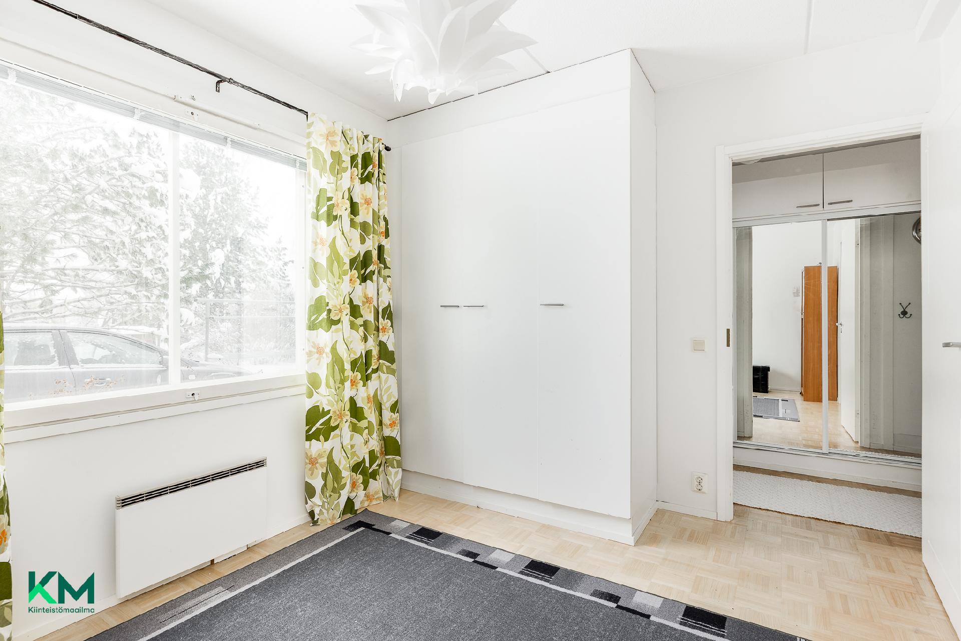 Pyrästie 2, Saarela, Oulu