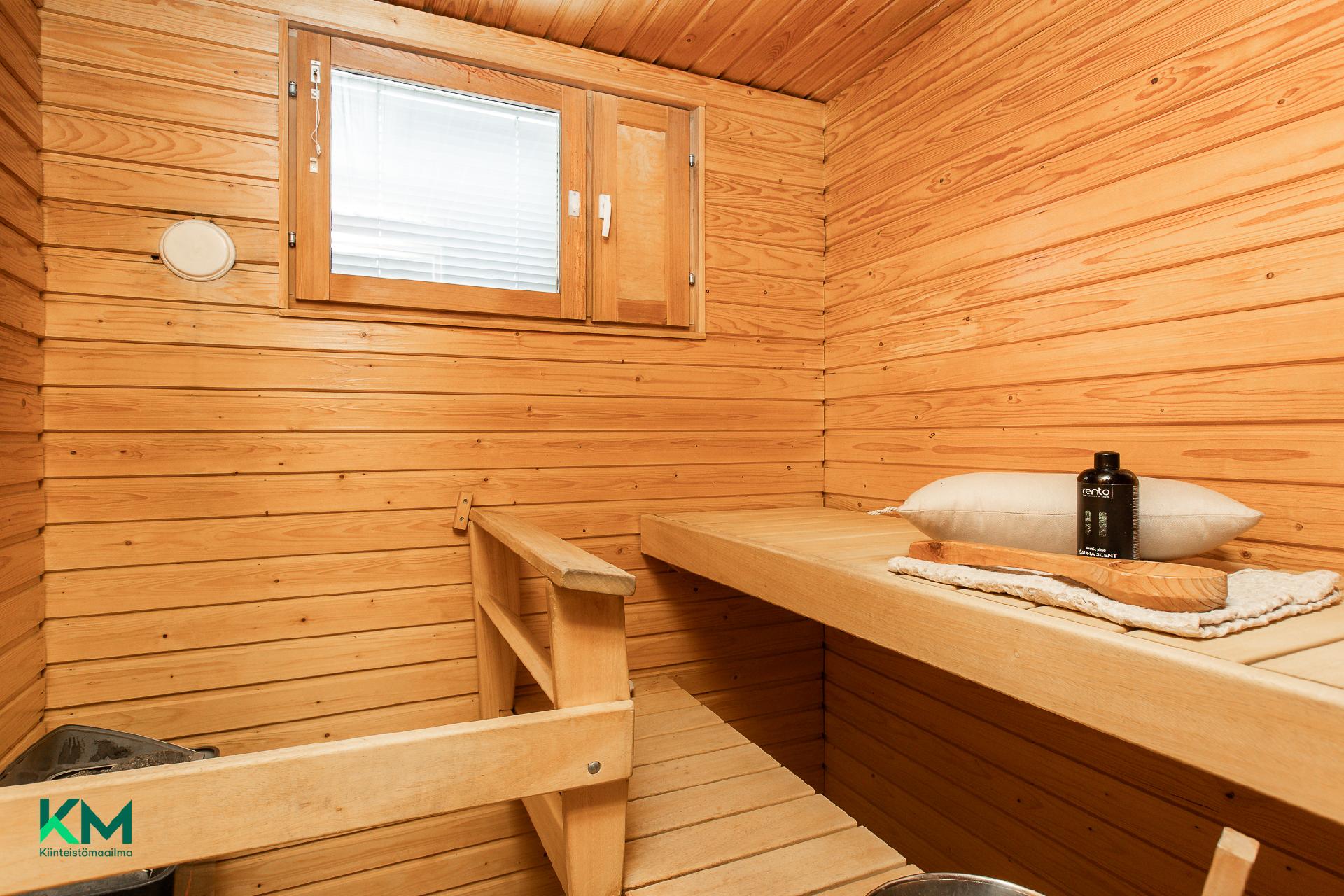 Pyrästie 2, Saarela, Oulu