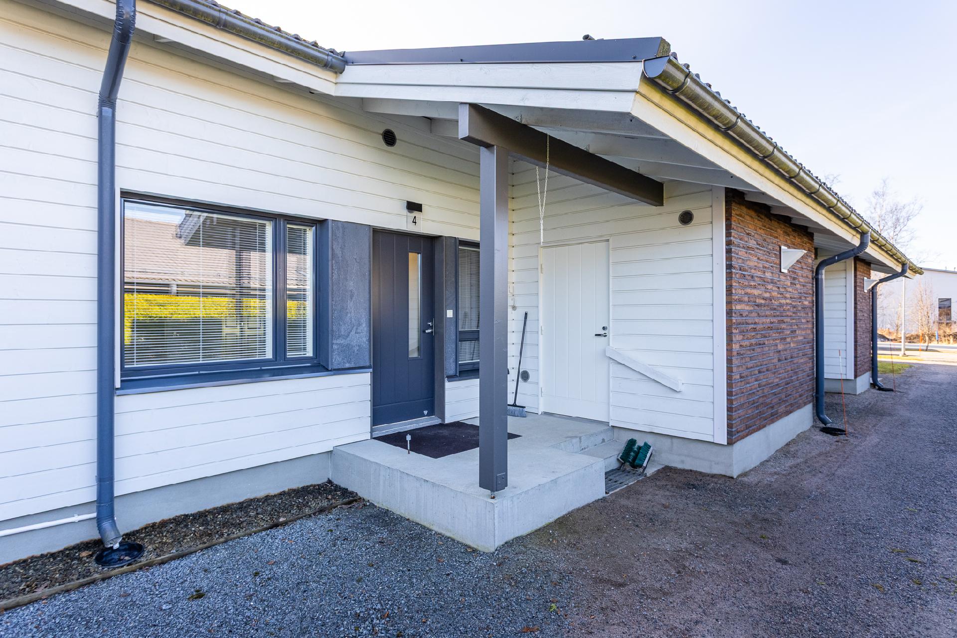 Kustaankuja 5, Parola, Hattula