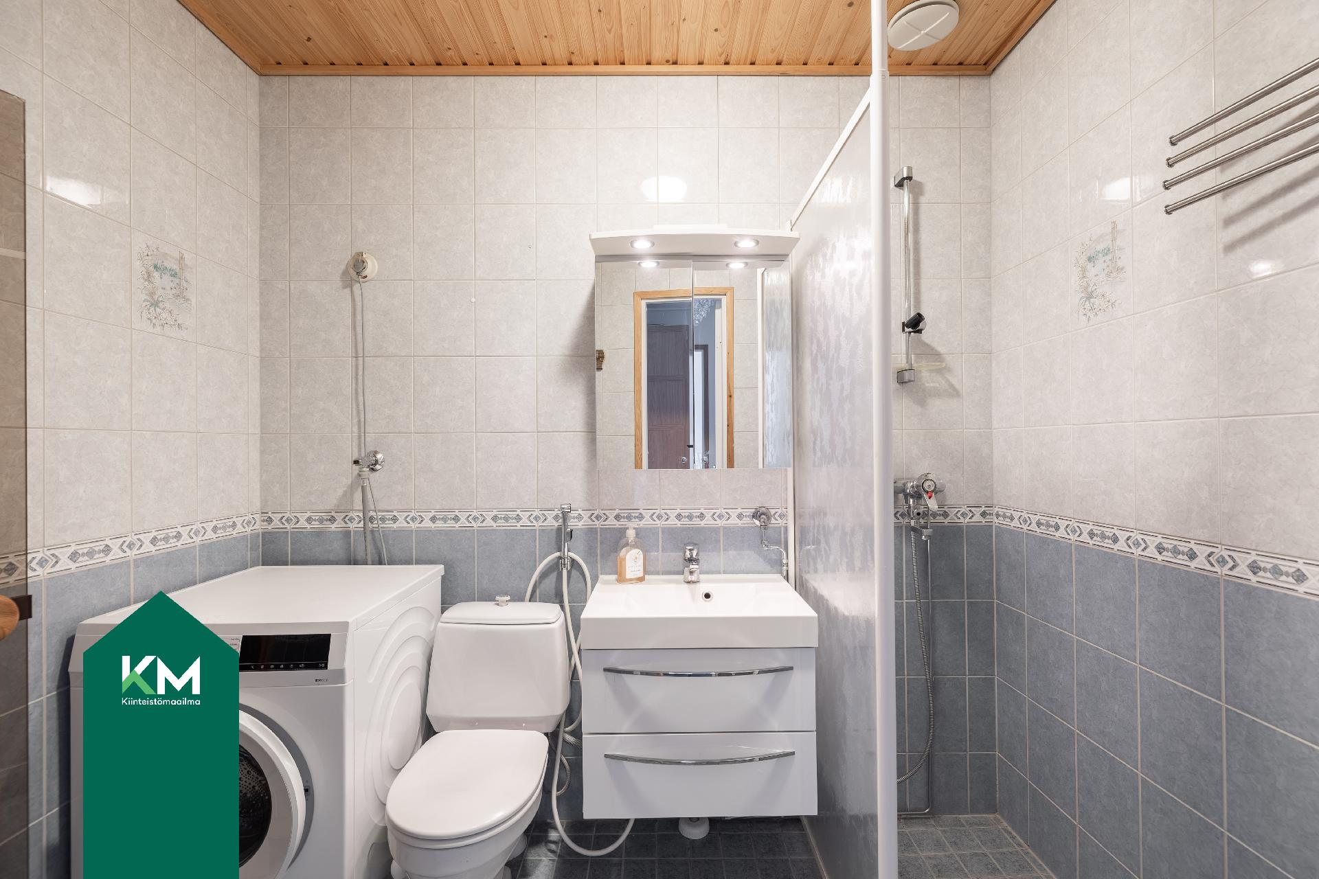 Riippakoivuntie 12, Aittakorpi, Kotka