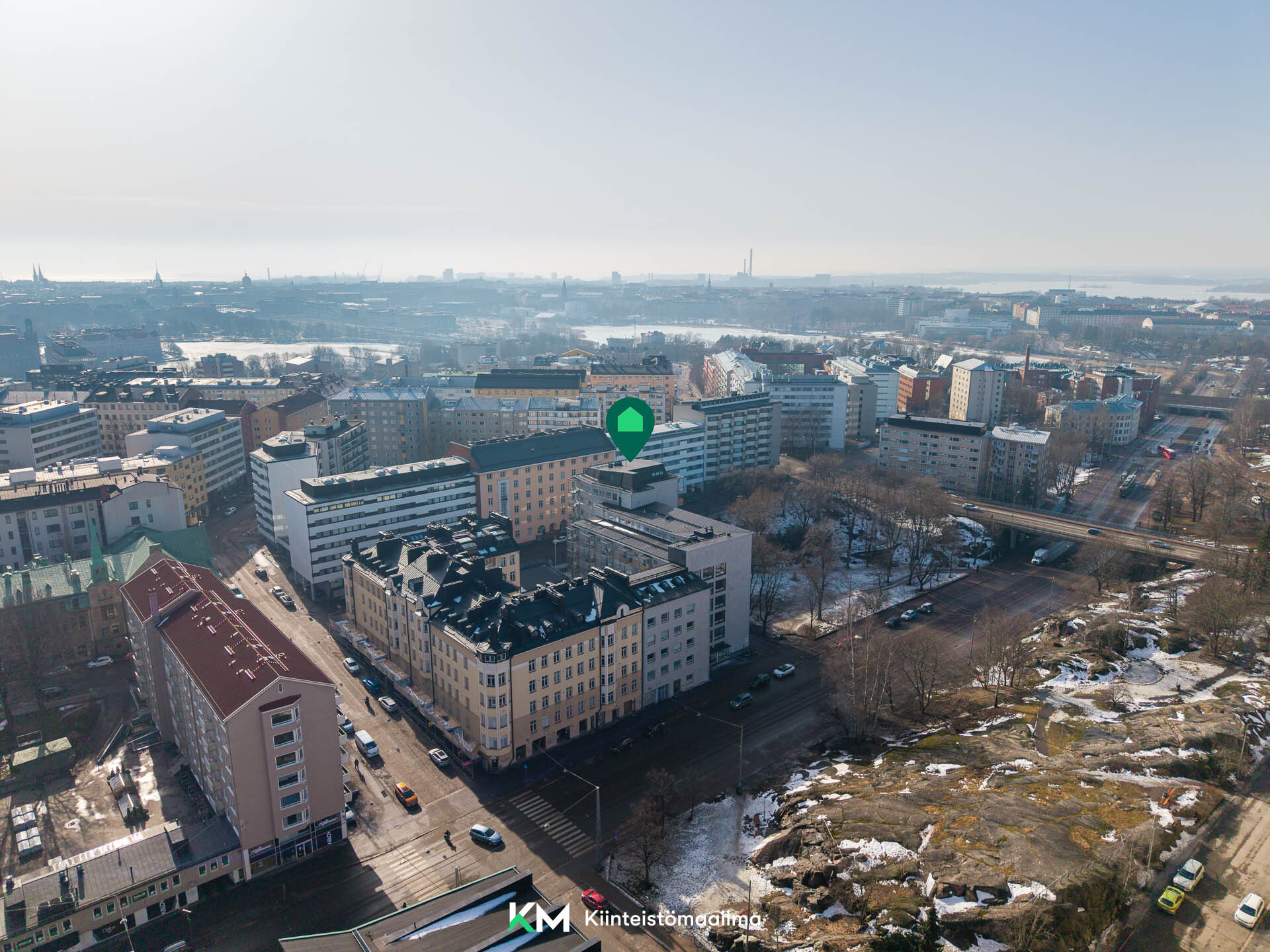 Keskeisen sijainnin ansiosta Töölönlahden rannan lenkkimaastot ovat vain juoksumatkan päässä.