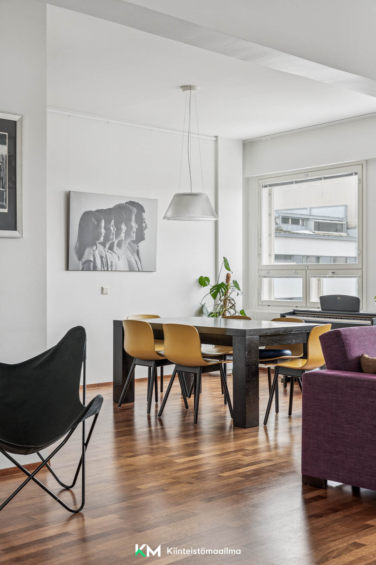 Asunnossa on rauhallinen tunnelma.