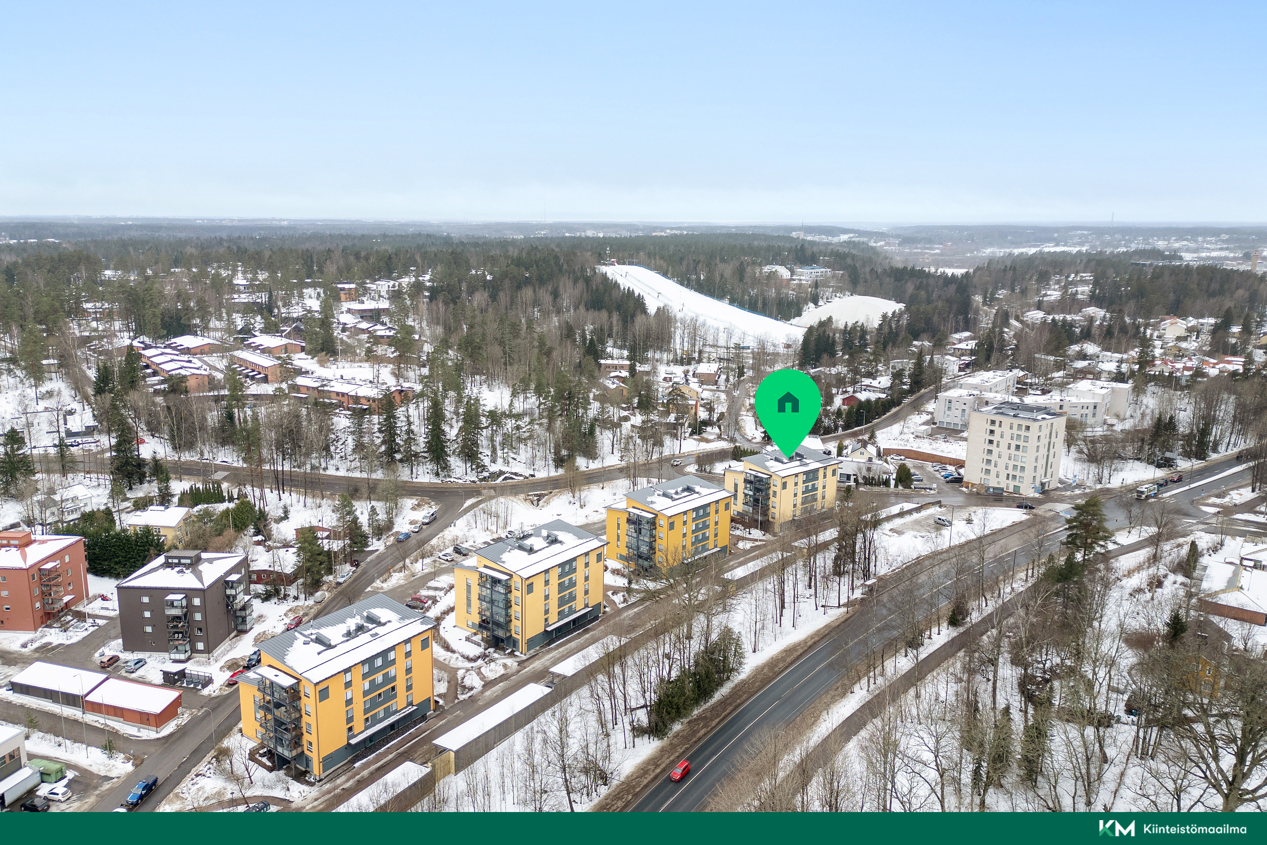 Pujotelurinne lähellä