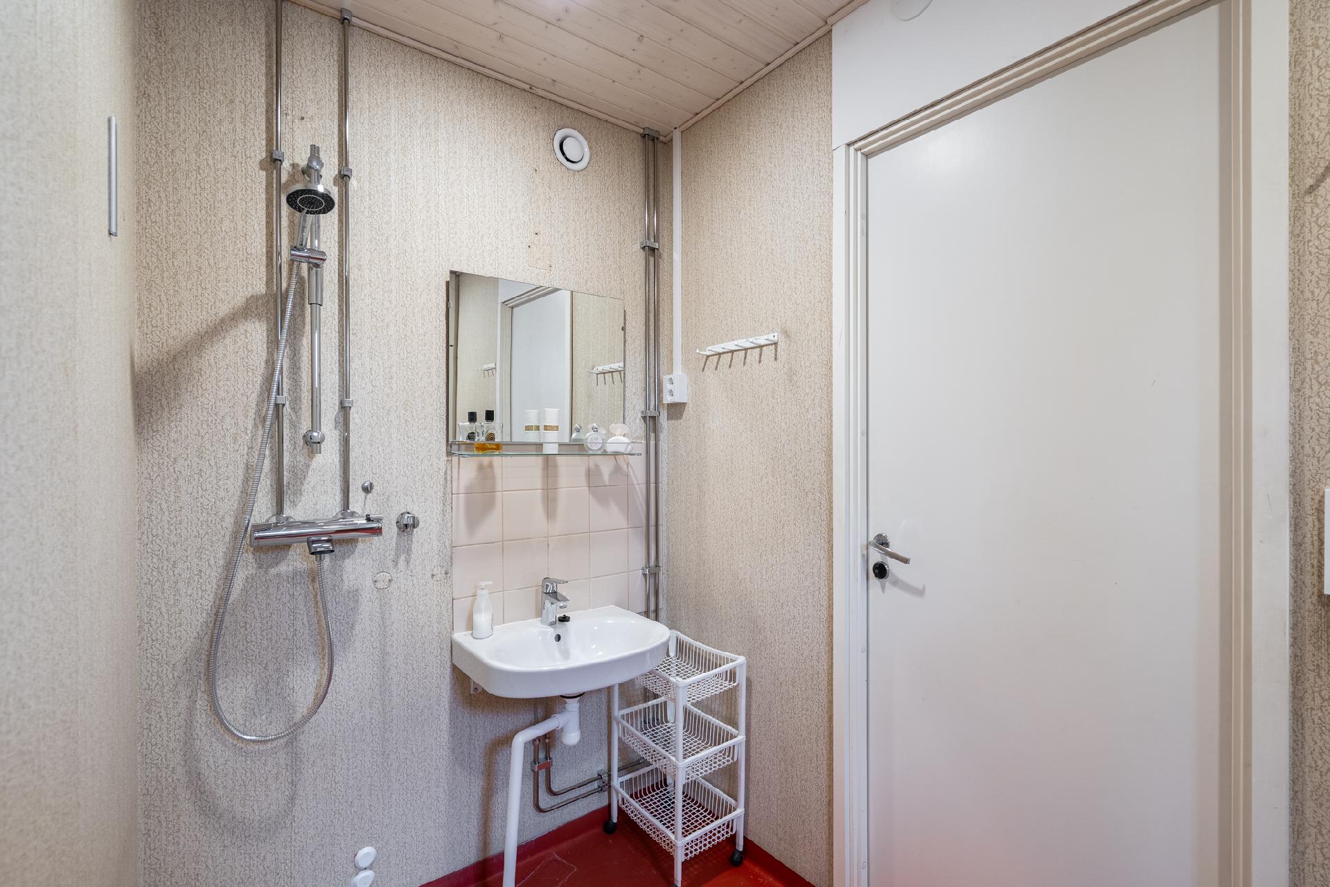 Kenraalintie 9, Roukko, Valkeakoski