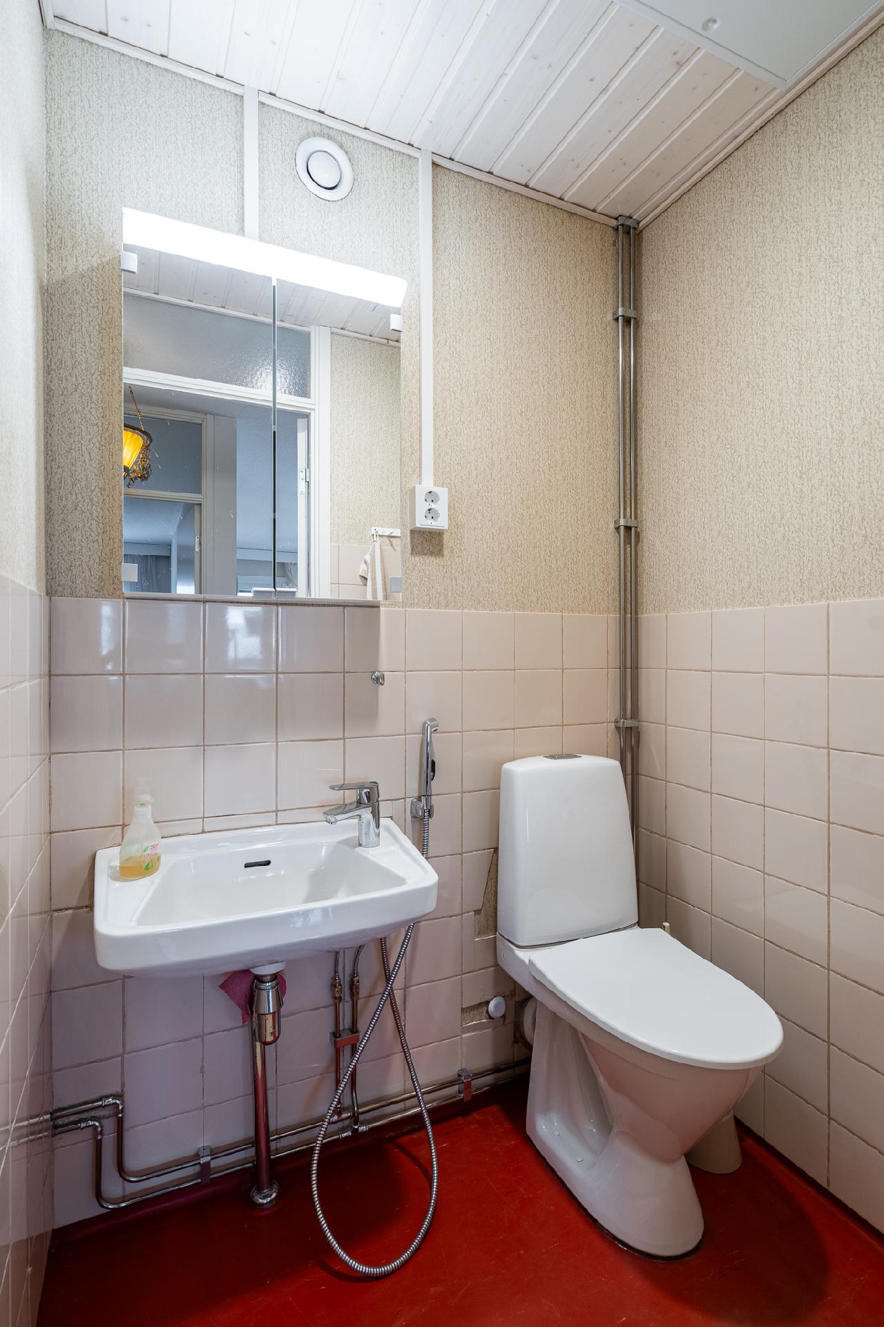 Kenraalintie 9, Roukko, Valkeakoski