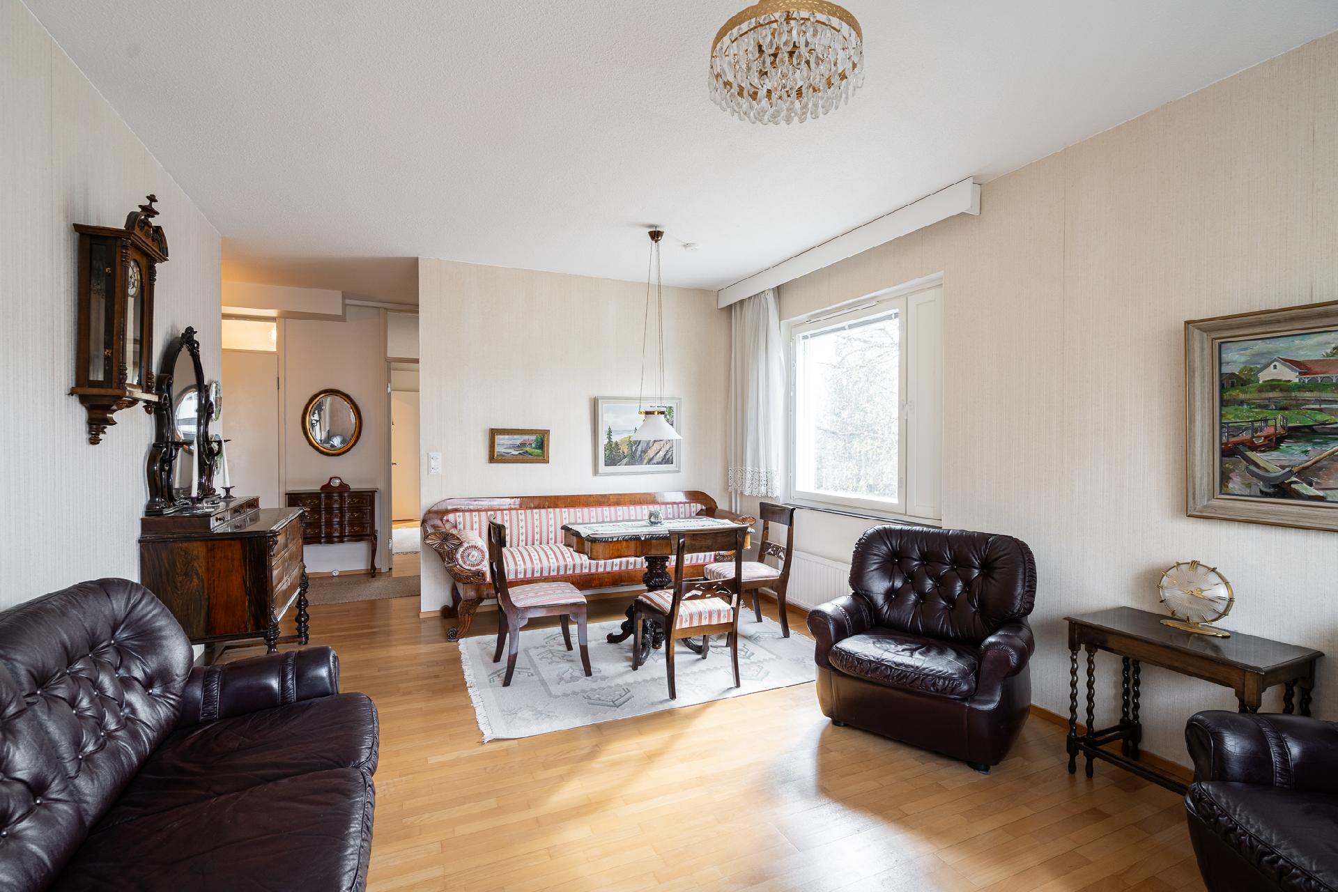 Kenraalintie 9, Roukko, Valkeakoski