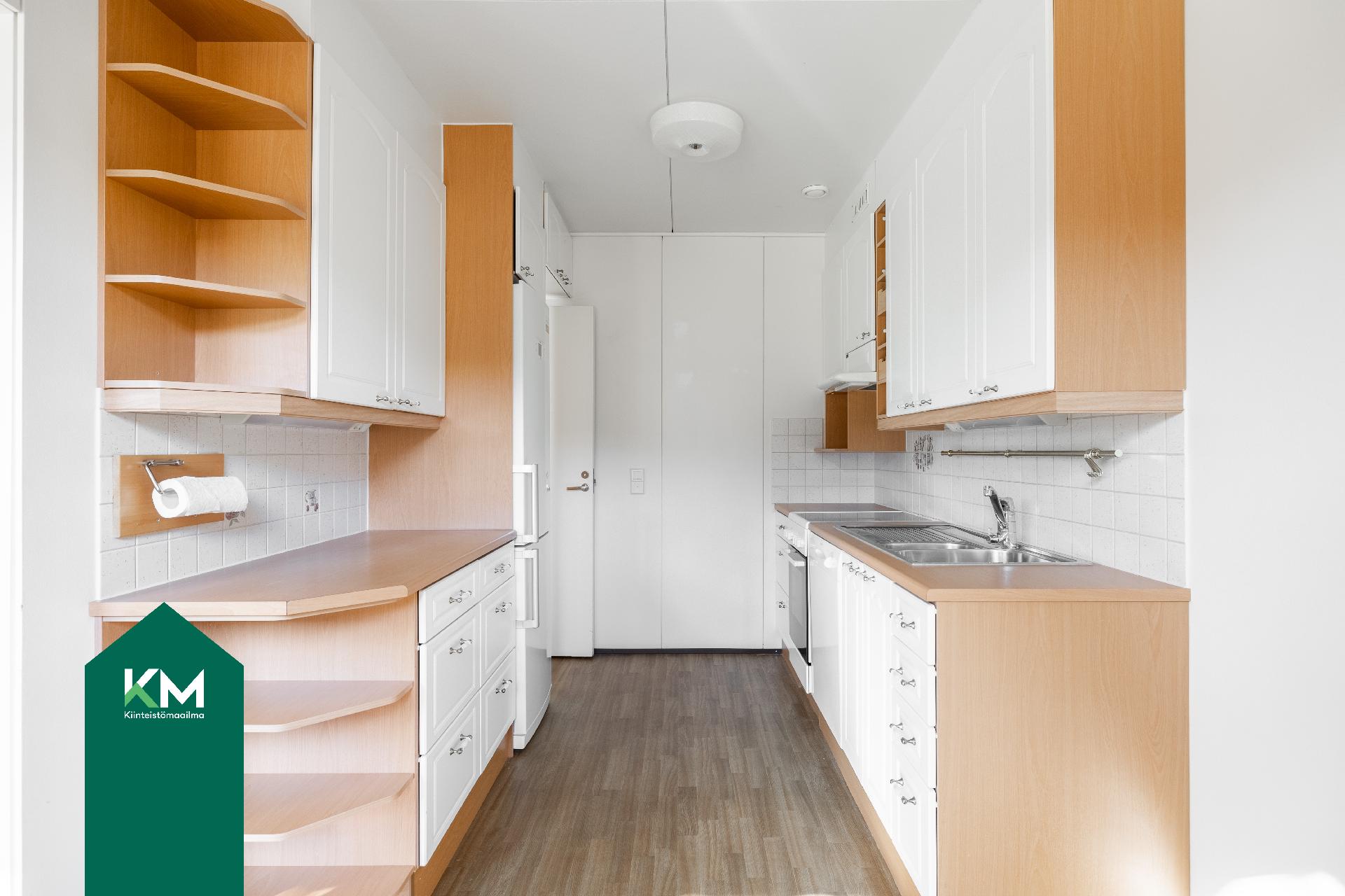 Lehtikuusentie 15, Aittakorpi, Kotka