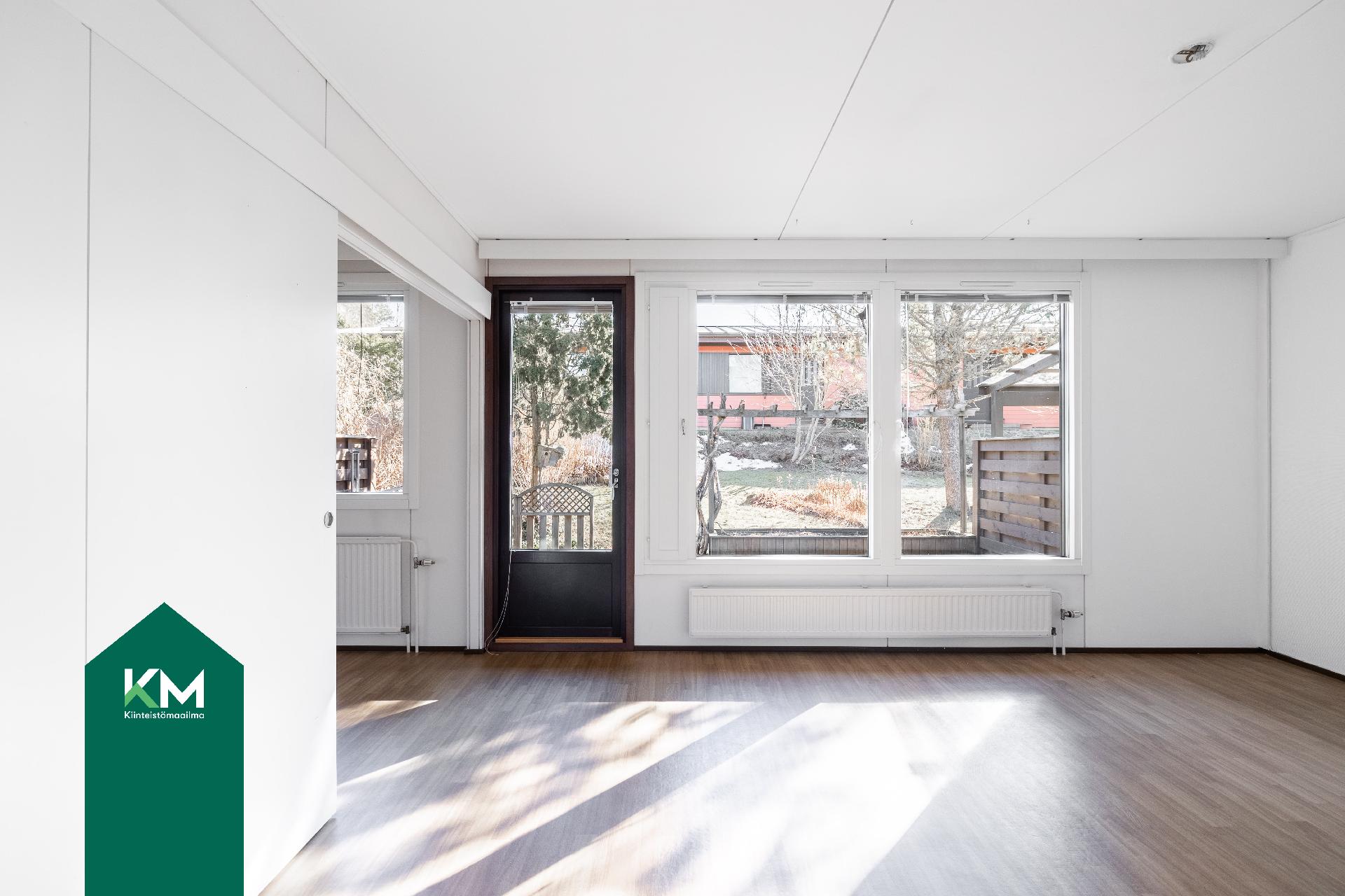 Lehtikuusentie 15, Aittakorpi, Kotka