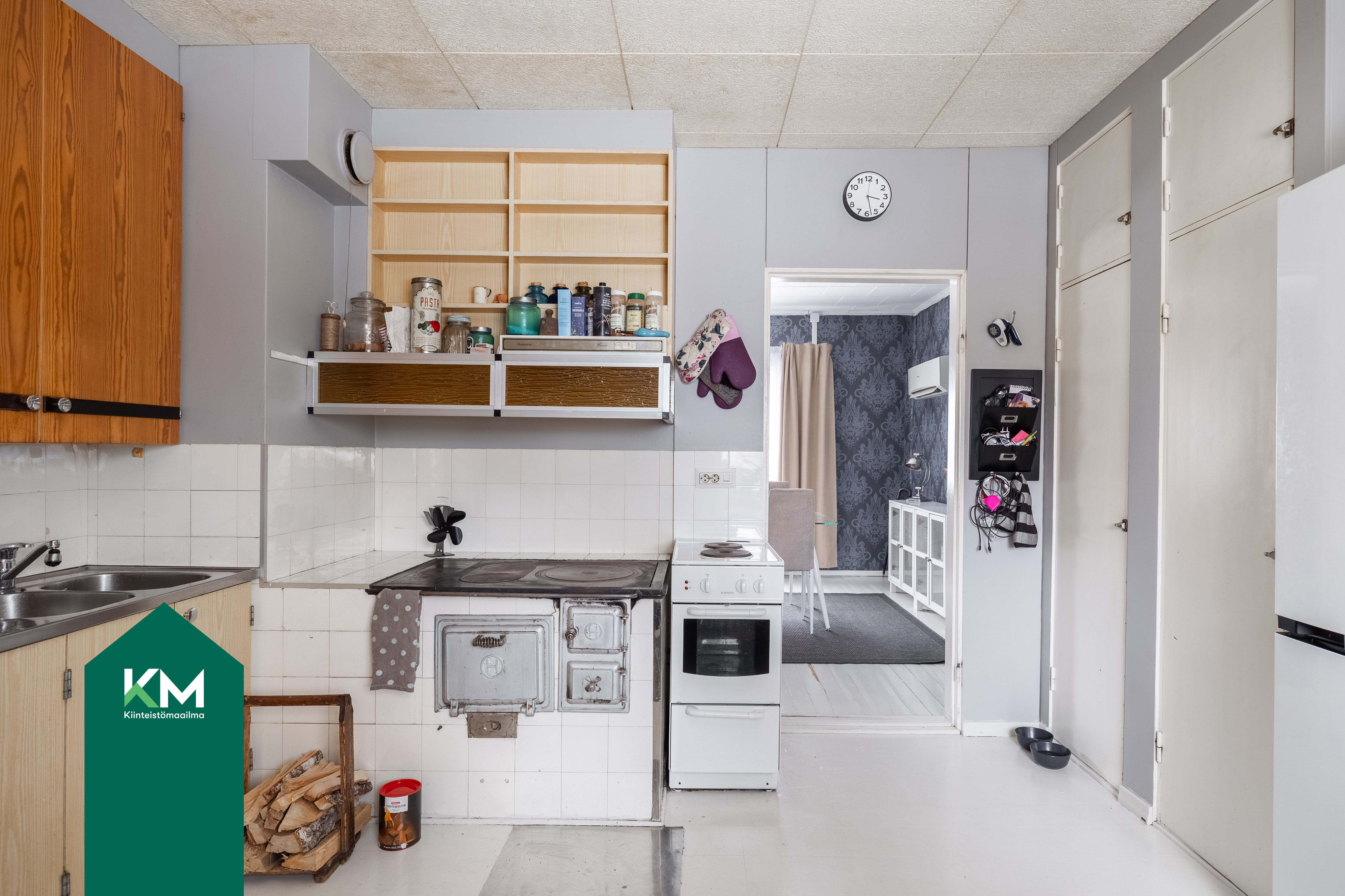 Vallikarintie 14, Tiutinen, Kotka