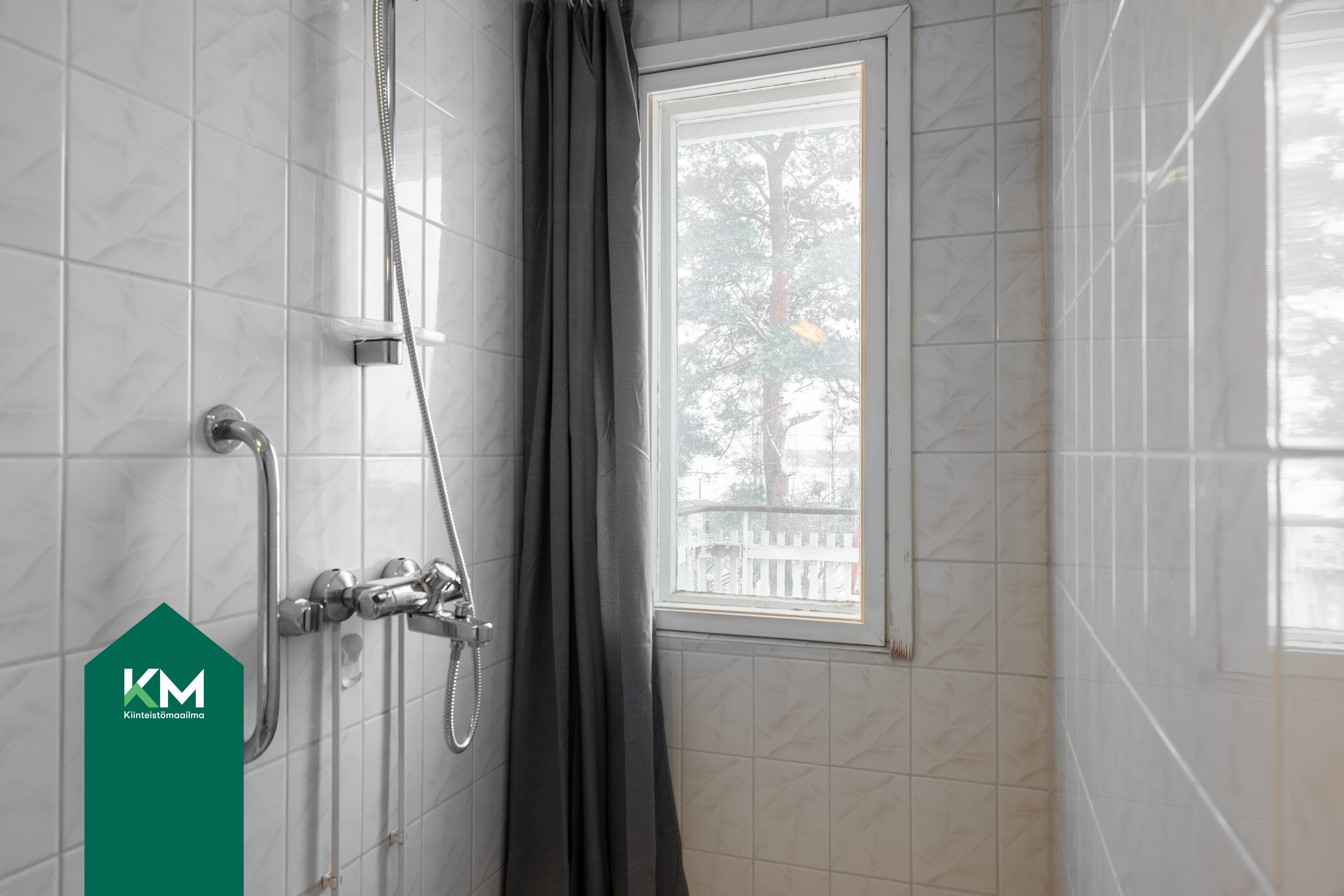 Vallikarintie 14, Tiutinen, Kotka