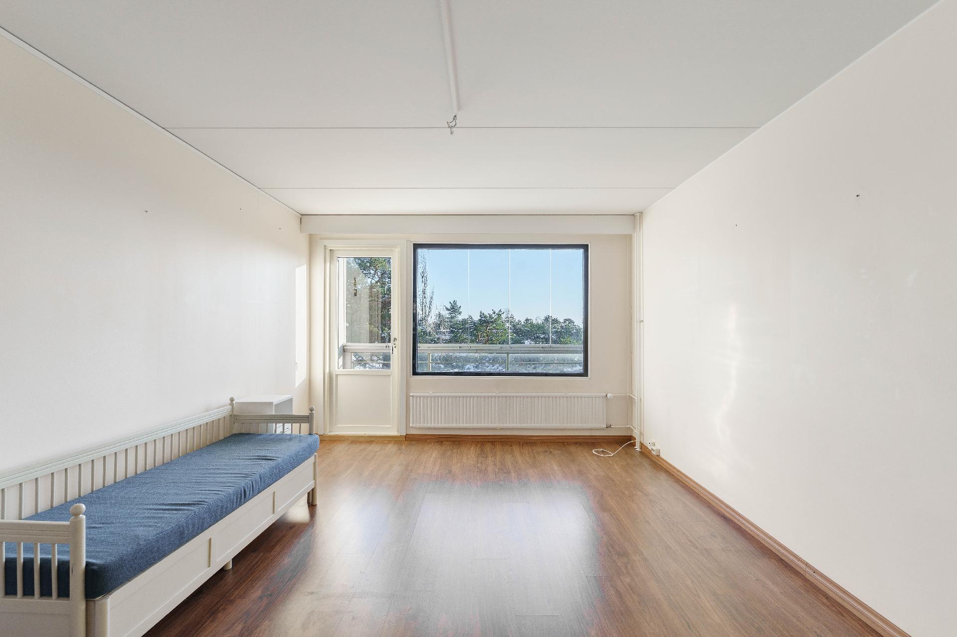 Kääntöpiiri 2, Olari, Espoo