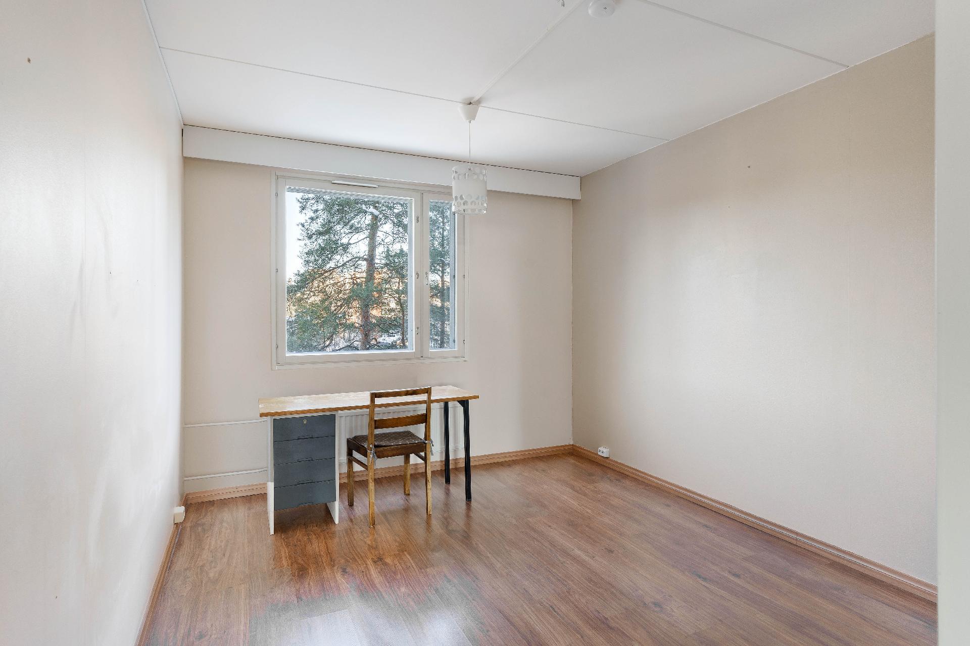 Kääntöpiiri 2, Olari, Espoo