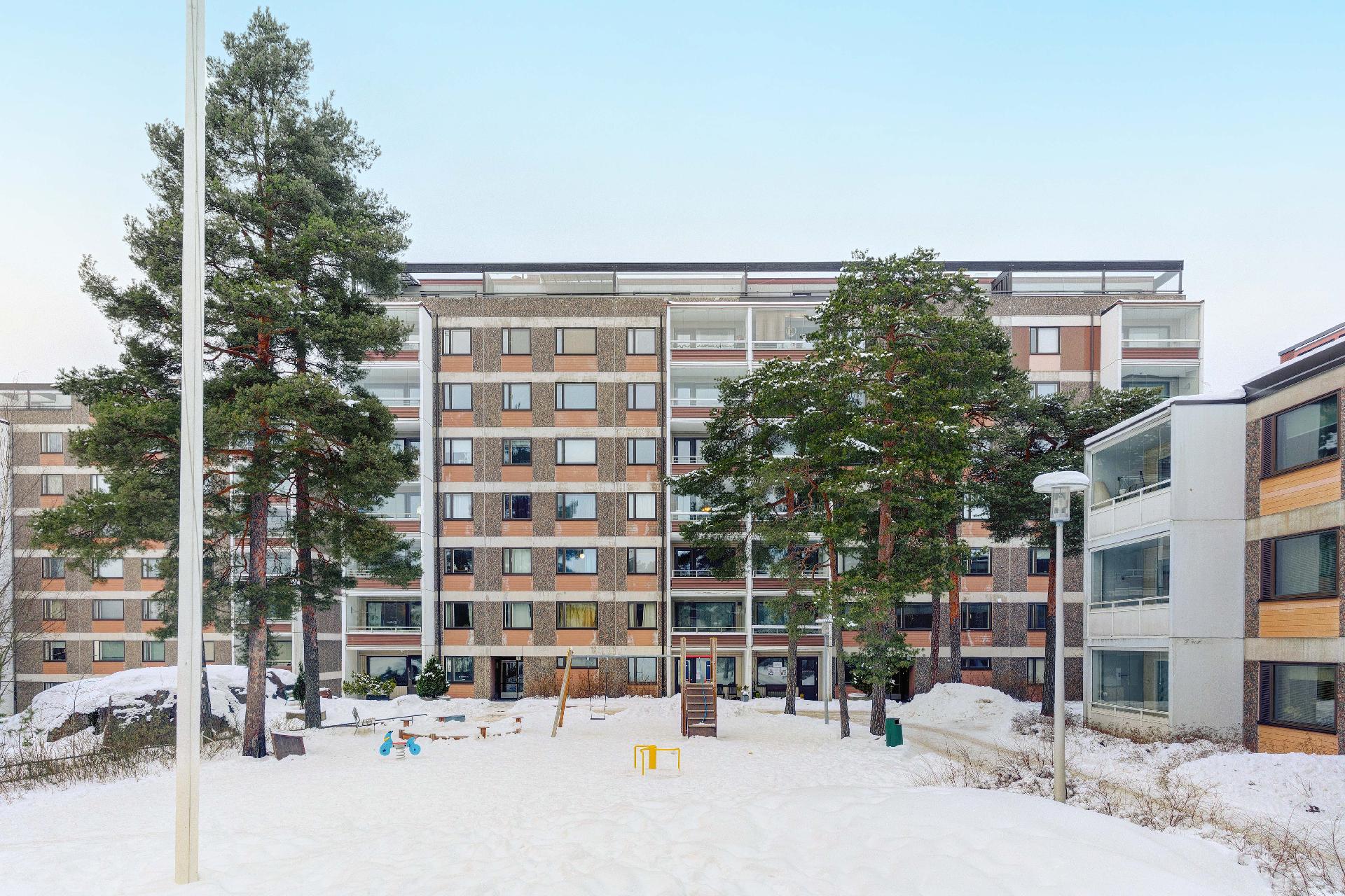Kääntöpiiri 2, Olari, Espoo
