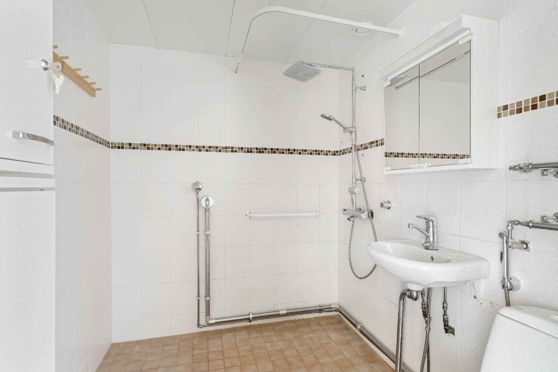 Kääntöpiiri 2, Olari, Espoo