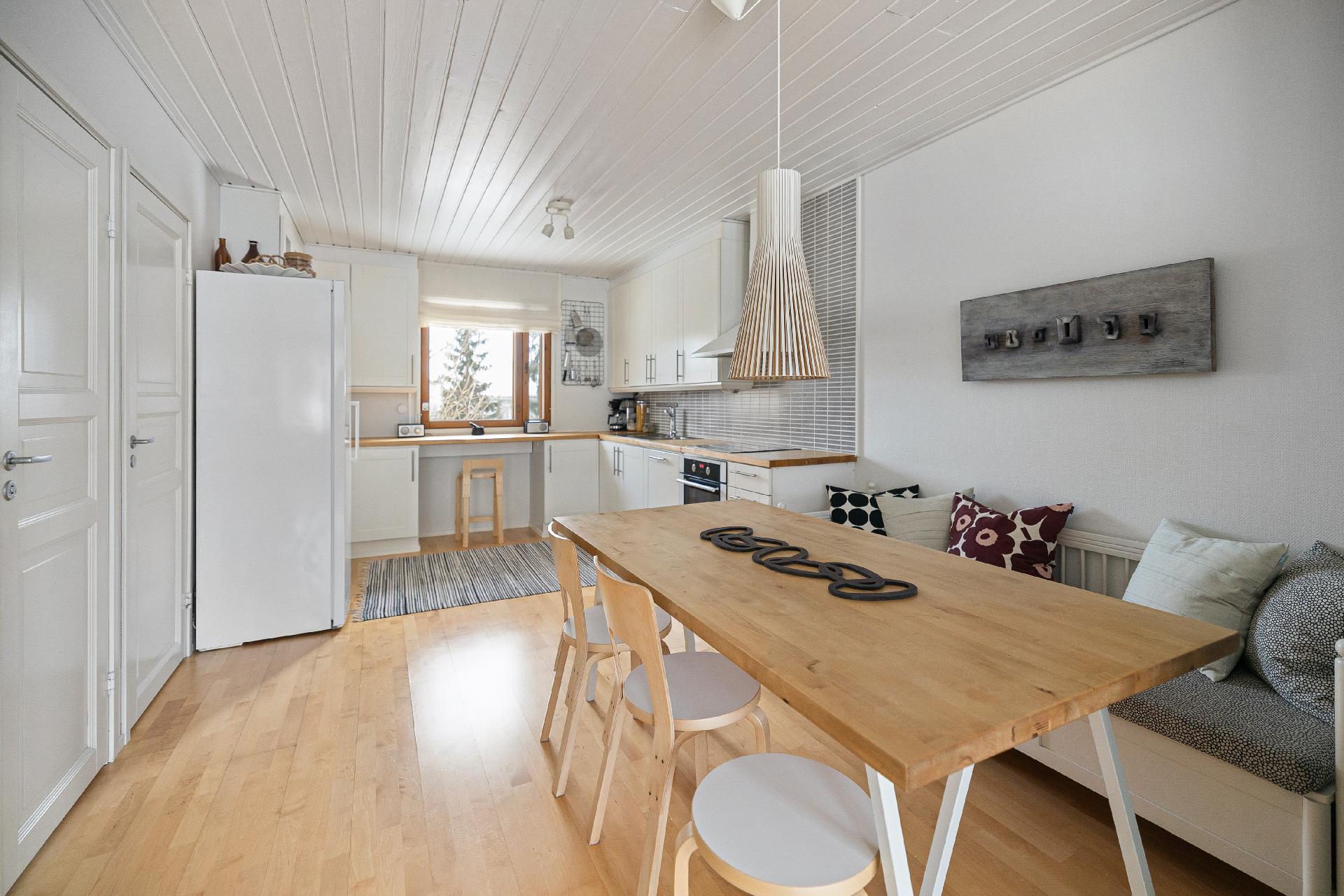 Parkkikuja 1, Savio, Kerava