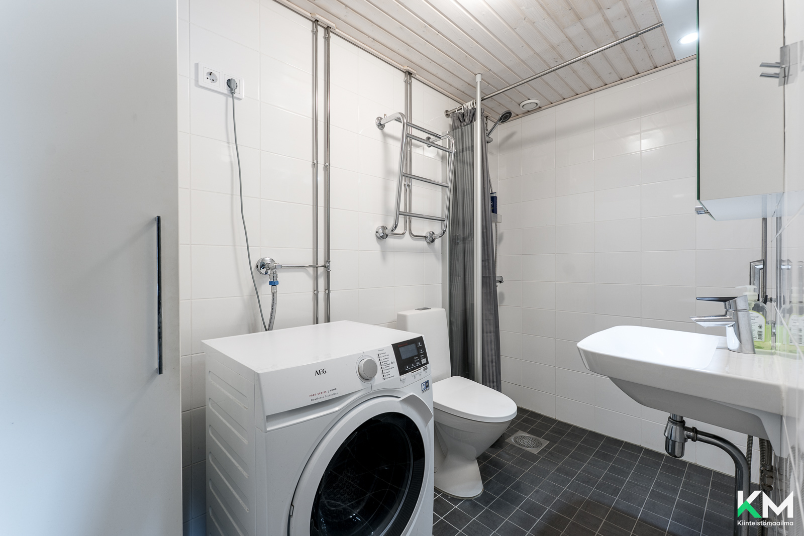 Lumikintie 6, Roihuvuori, Helsinki