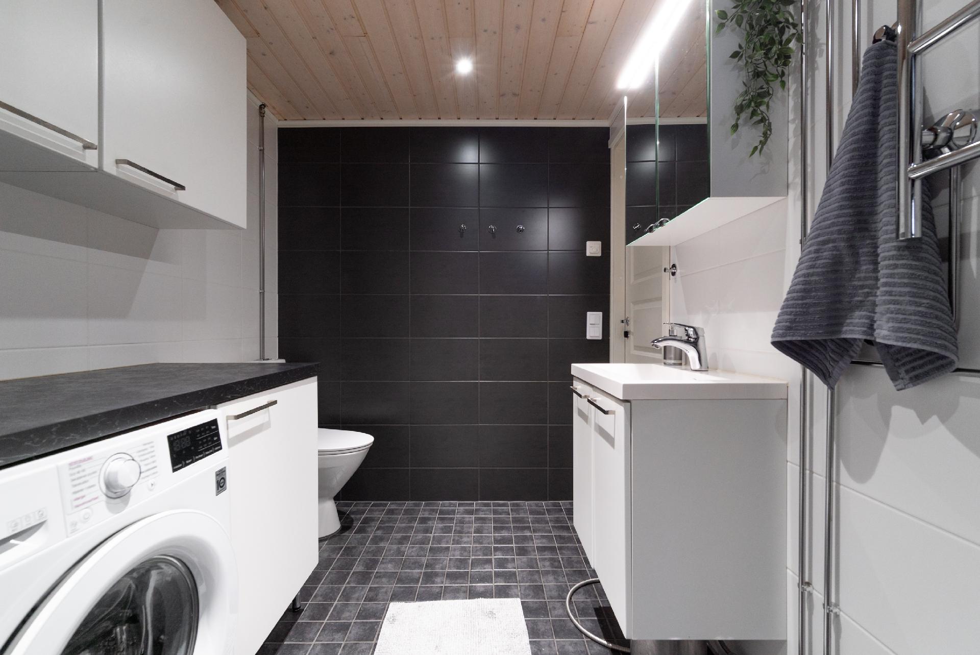 Kylpyhuone, kodinhoitotila