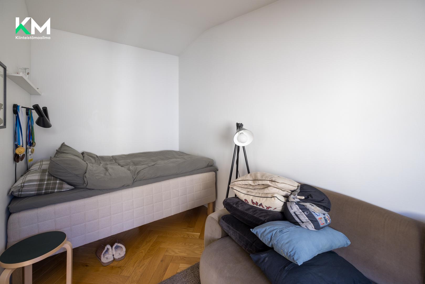 Hakolahdentie 19, Lauttasaari, Helsinki