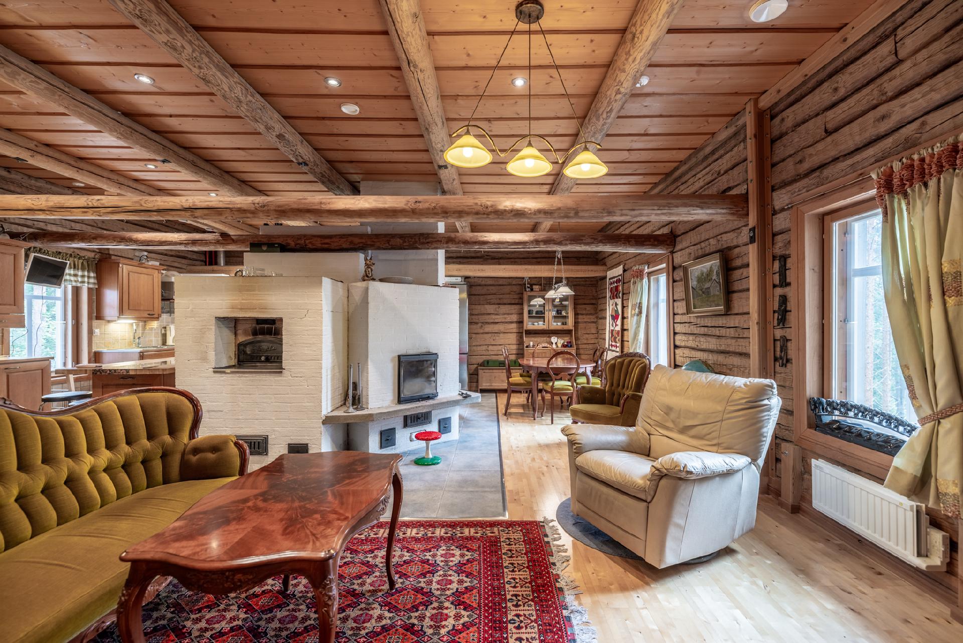 Hirsiseinät kutsuvat rauhoittumaan