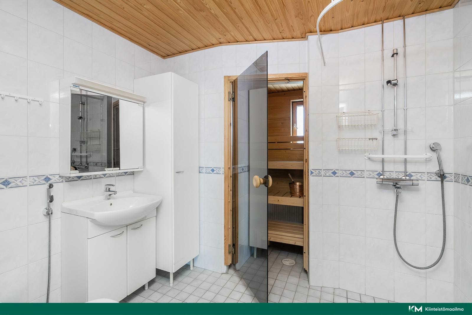 Kartanontie 22, Pöytäalho, Järvenpää