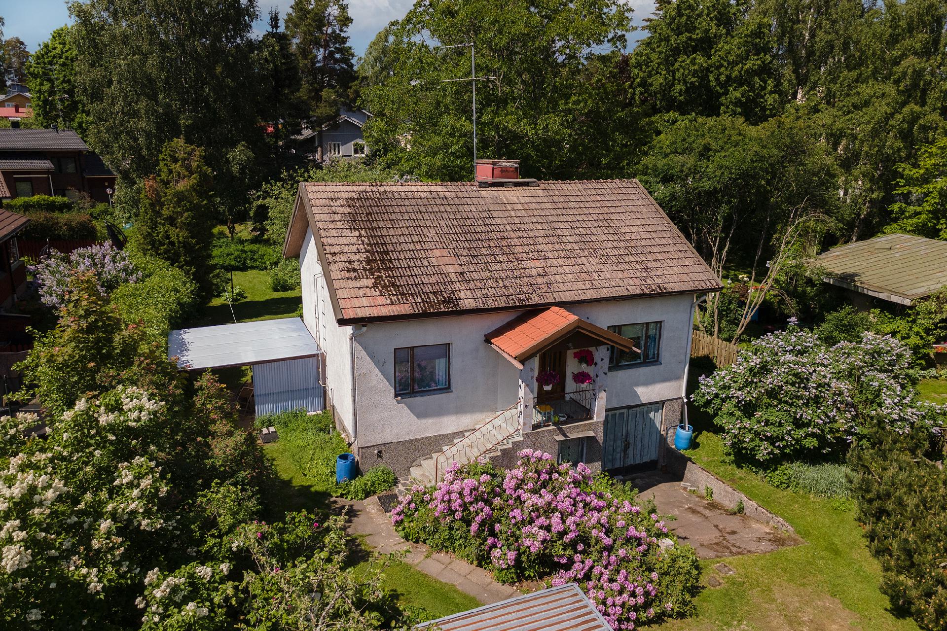 Sylvesterintie 4, Pitäjänmäki, Helsinki