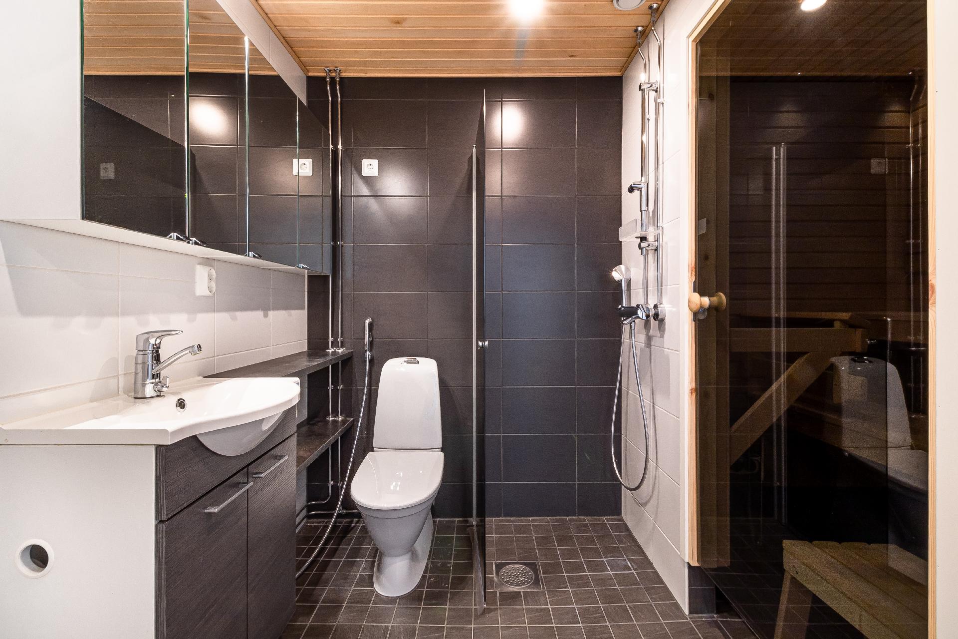 Poukamankatu 23, Pihlajalaakso, Kuopio