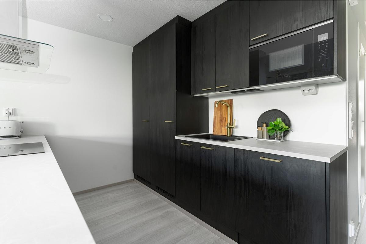 Lautatarhantie 2, Pere, Pirkkala