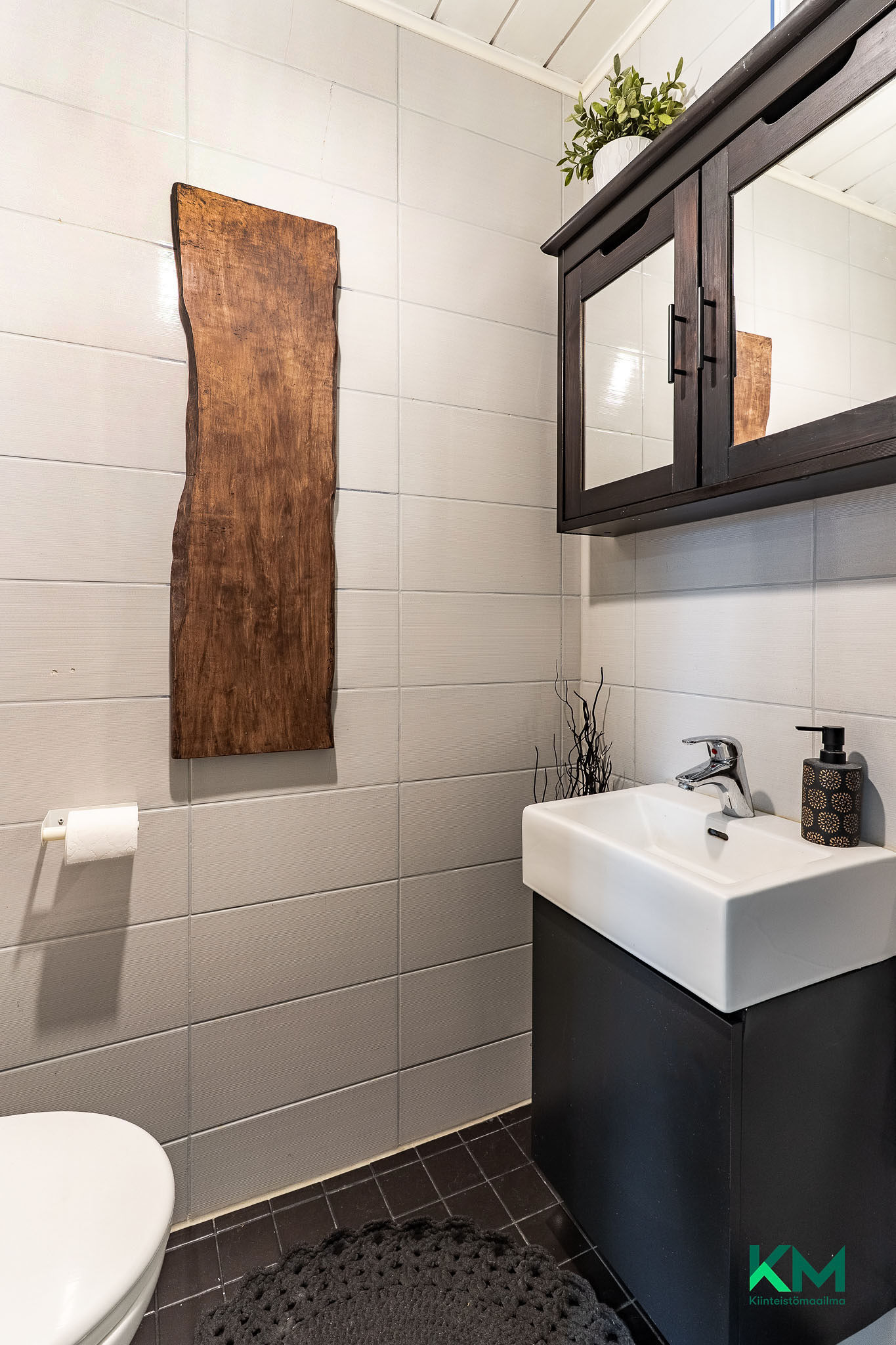 Pitkätie 22, Ruutana, Kangasala