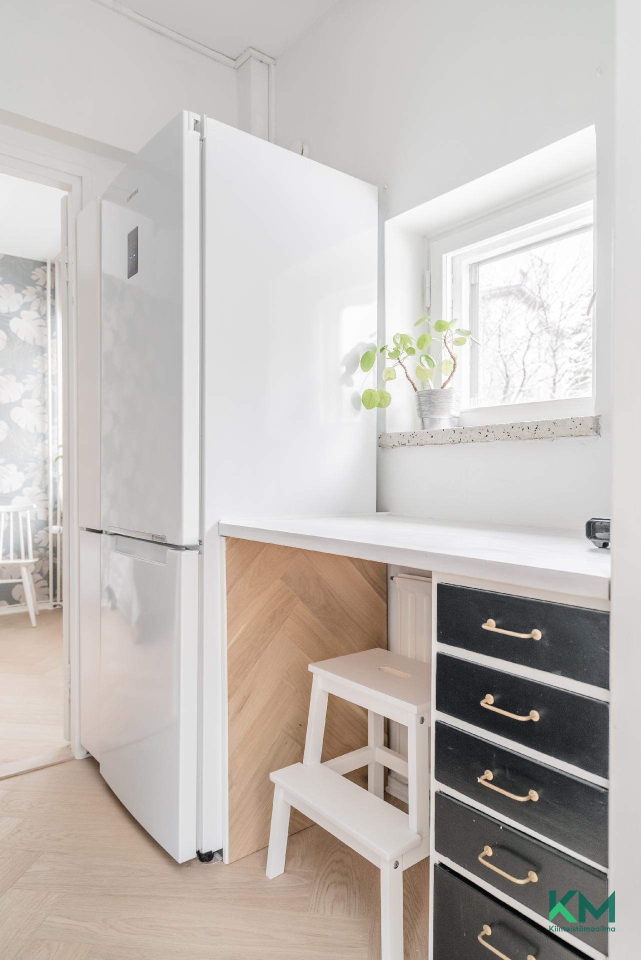 Rakuunantie 3, Munkkiniemi, Helsinki