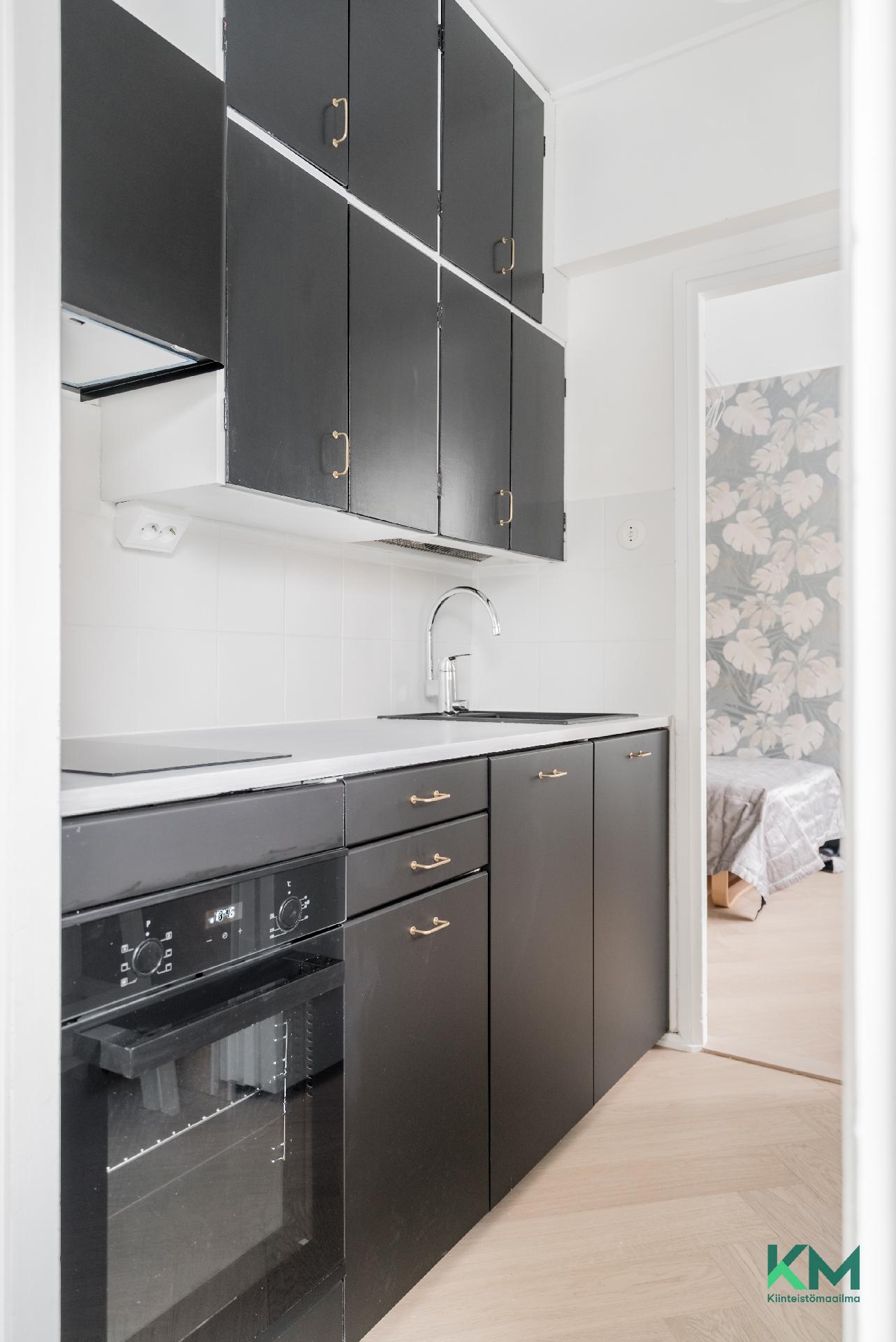 Rakuunantie 3, Munkkiniemi, Helsinki