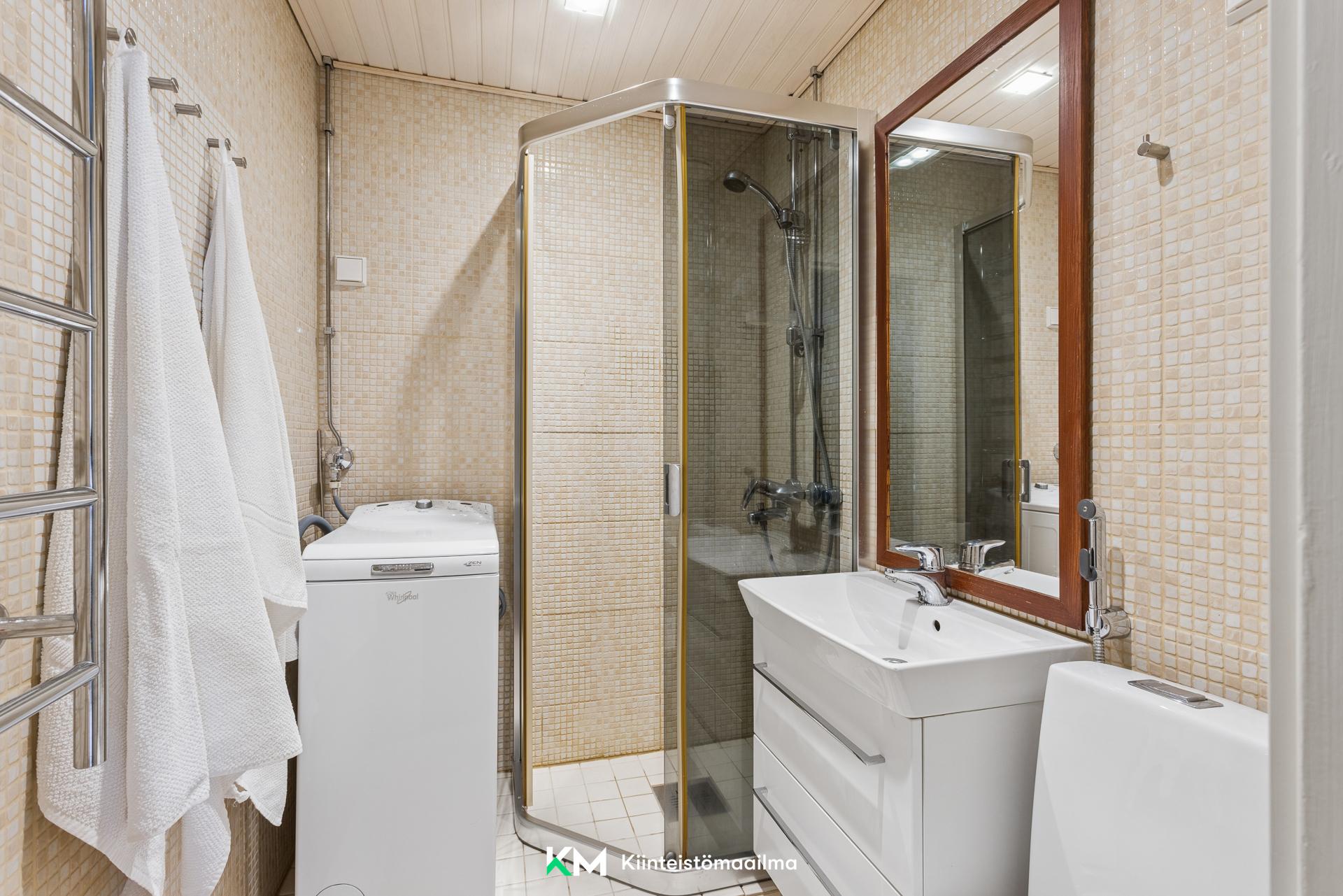 Keijukaistenpolku 7, Roihuvuori, Helsinki