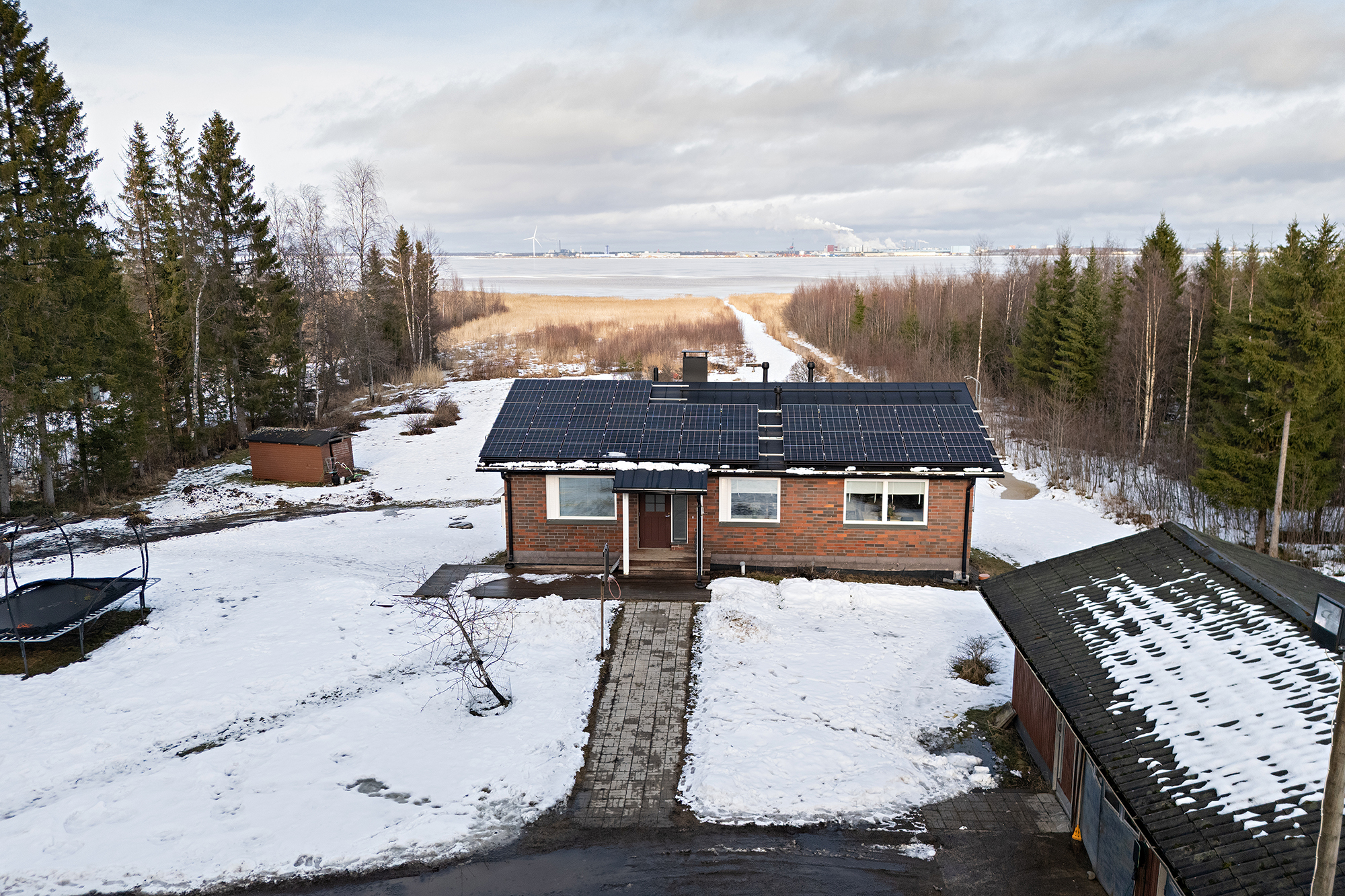 Nissupää 12, Varjakka, Oulu