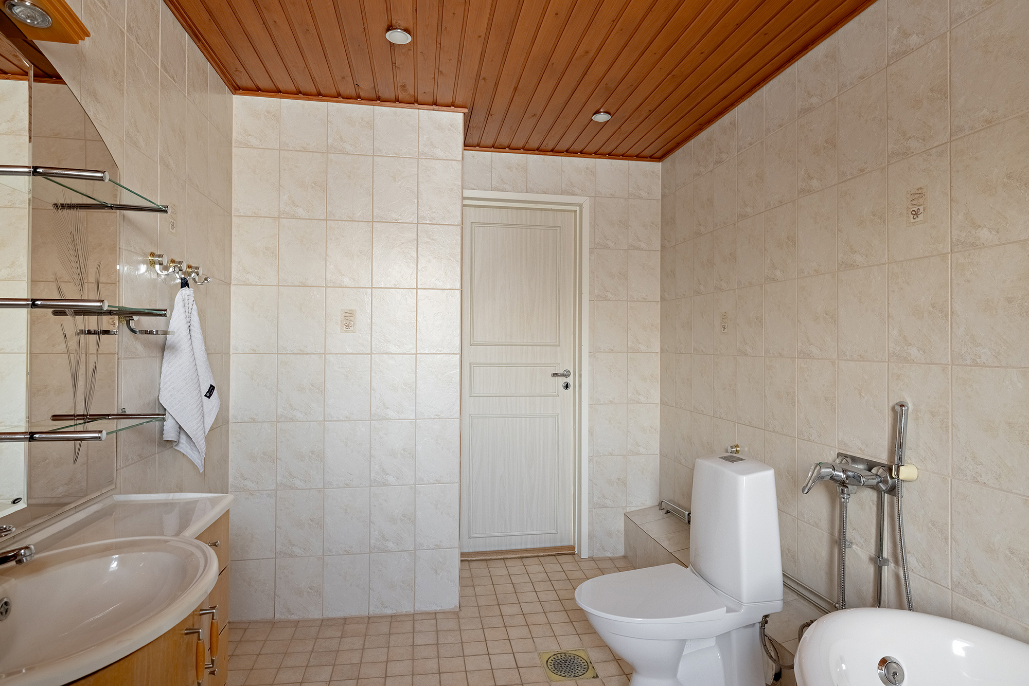 Nissupää 12, Varjakka, Oulu