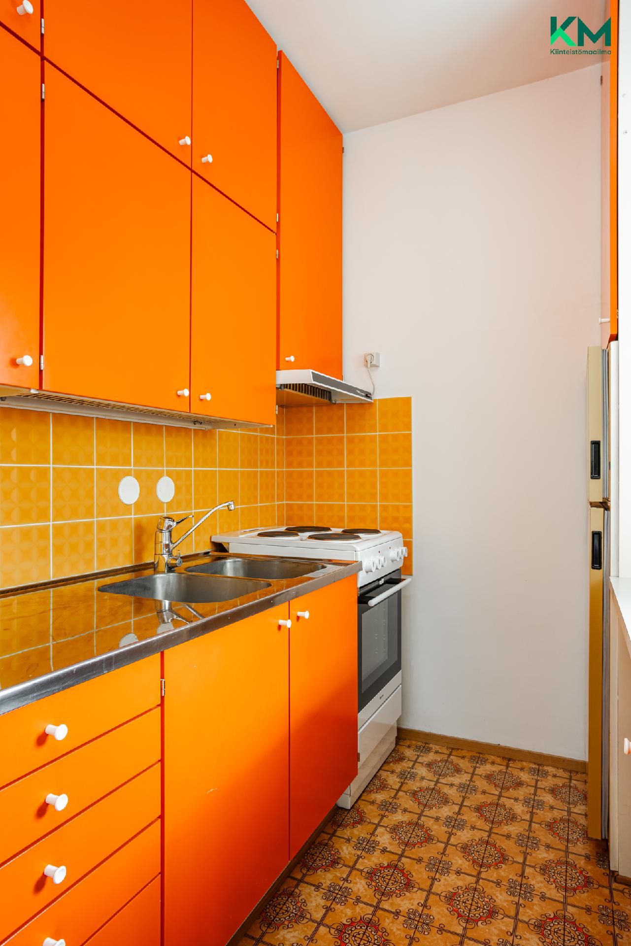 Tiilentekijänkatu 8, Martti, Turku