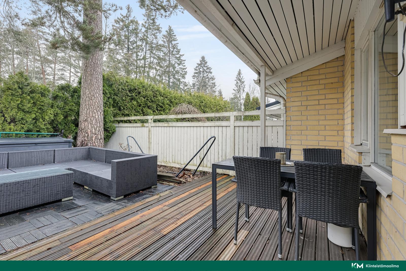 Taavinharju 13-15, Mankkaa, Espoo