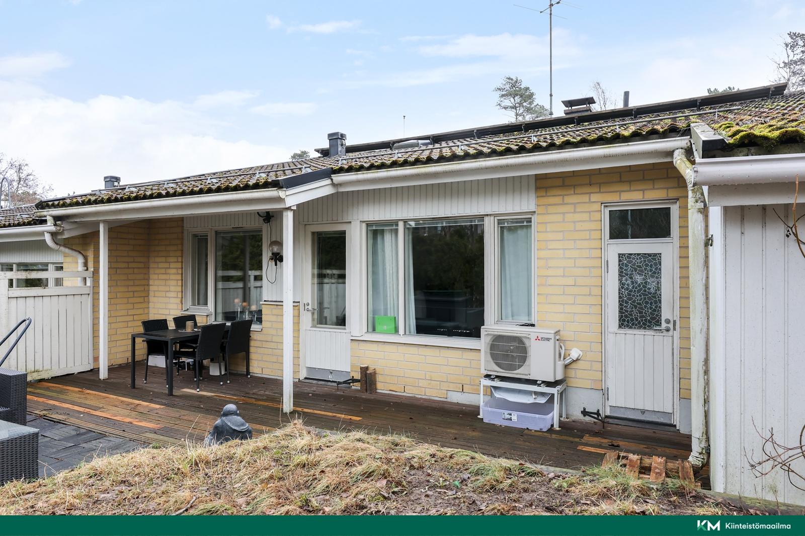 Taavinharju 13-15, Mankkaa, Espoo