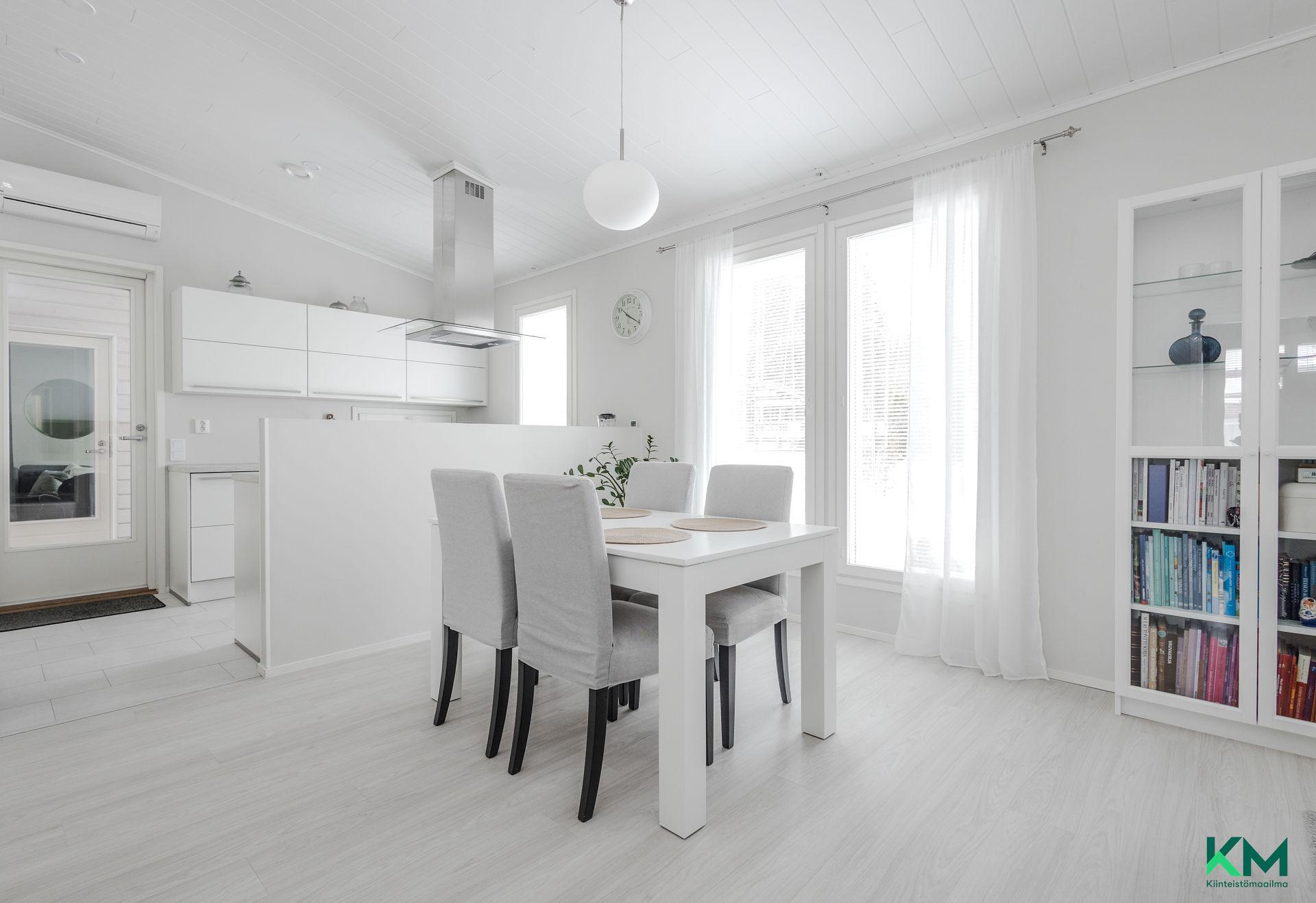 Kuusikkorinteenkatu 8, Karisto, Lahti