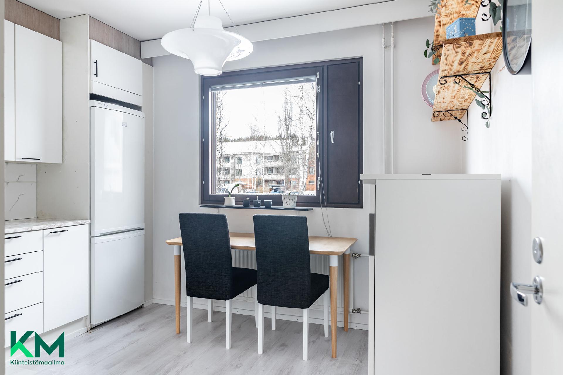 Lautamiehenkatu 8, Asemantausta, Lahti