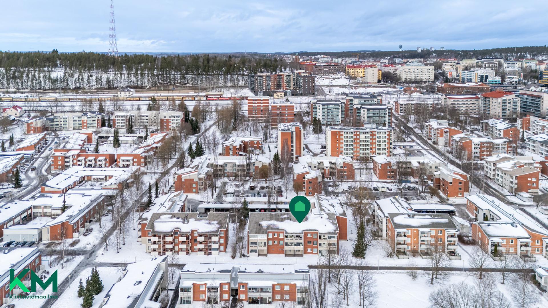 Lautamiehenkatu 8, Asemantausta, Lahti