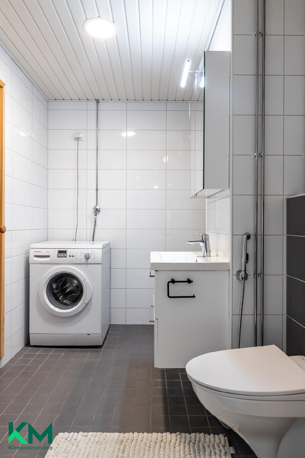 Lautamiehenkatu 8, Asemantausta, Lahti