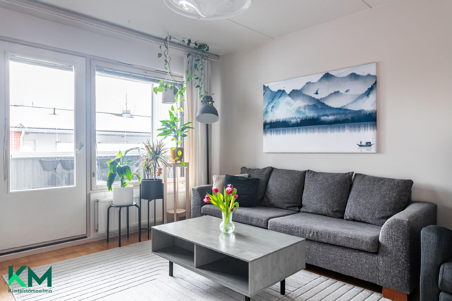 Lautamiehenkatu 8, Asemantausta, Lahti