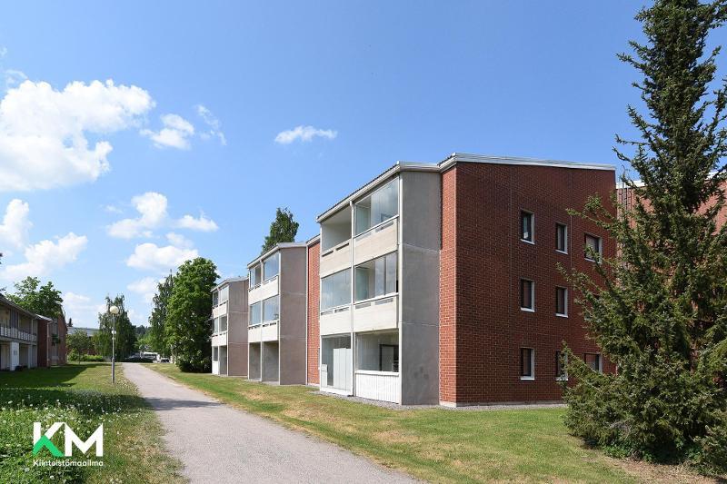 Lautamiehenkatu 8, Asemantausta, Lahti