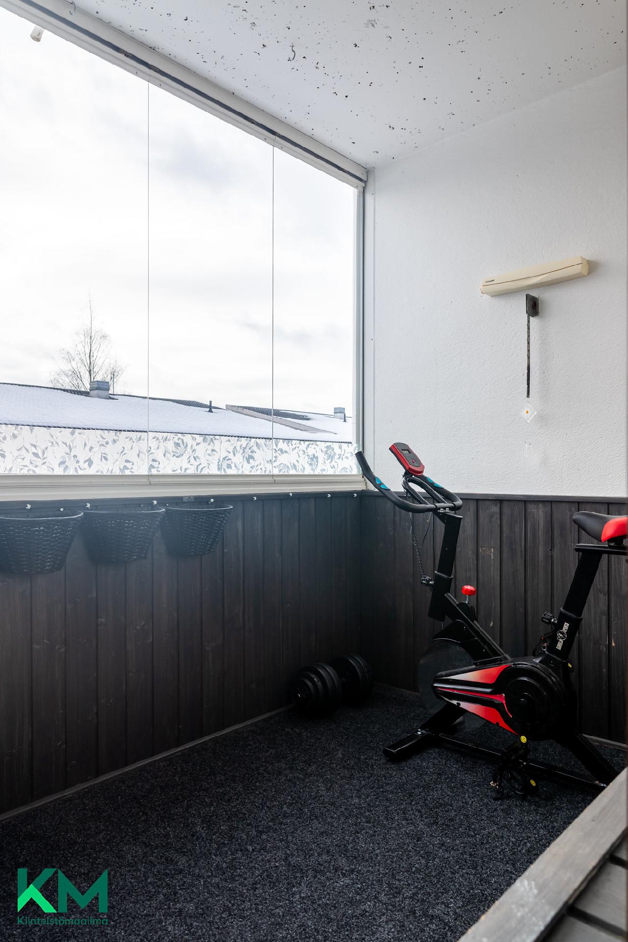 Lautamiehenkatu 8, Asemantausta, Lahti