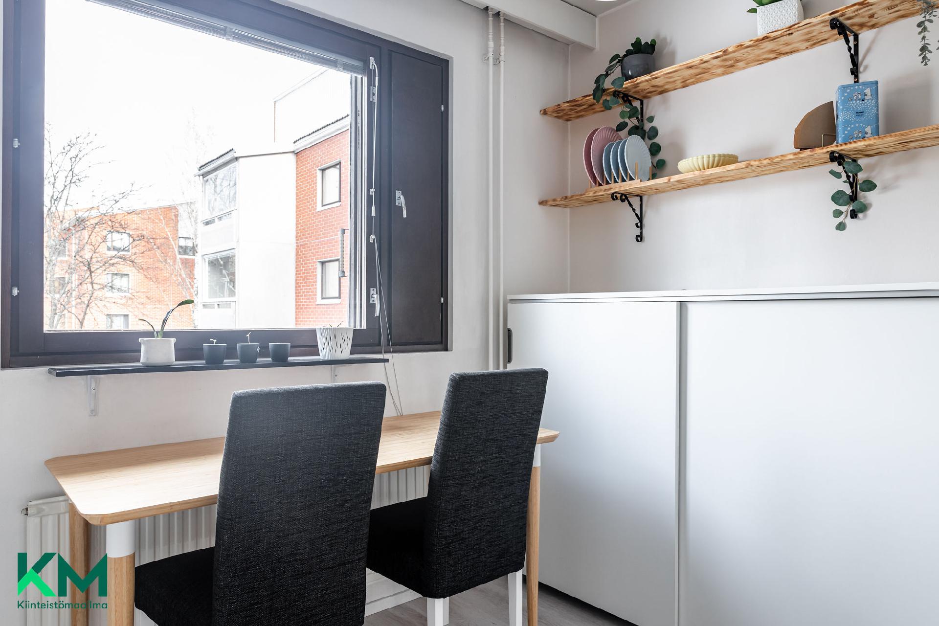 Lautamiehenkatu 8, Asemantausta, Lahti