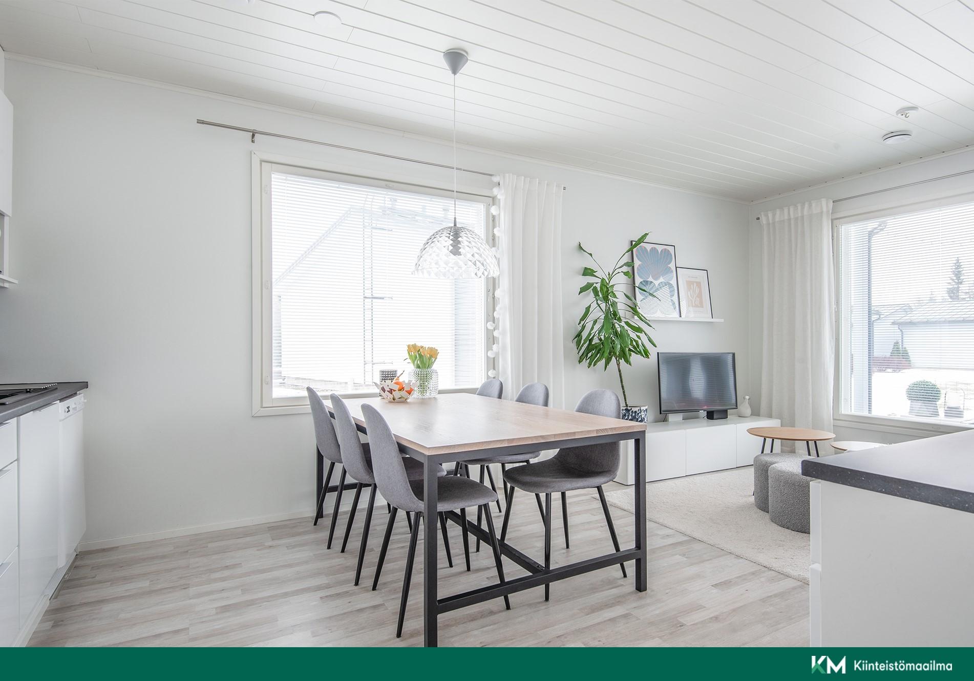 Ahdintie 40, Piispanristi, Kaarina