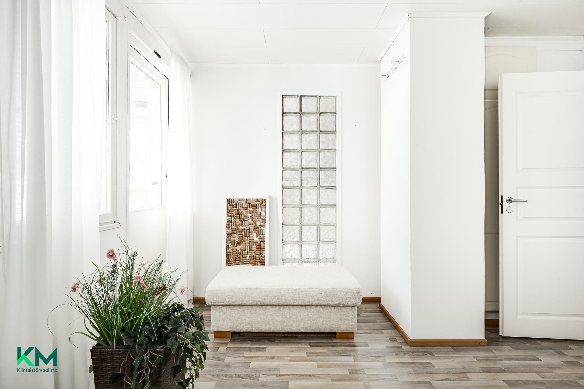 Mesimarjantie 5, Anttila, Muhos